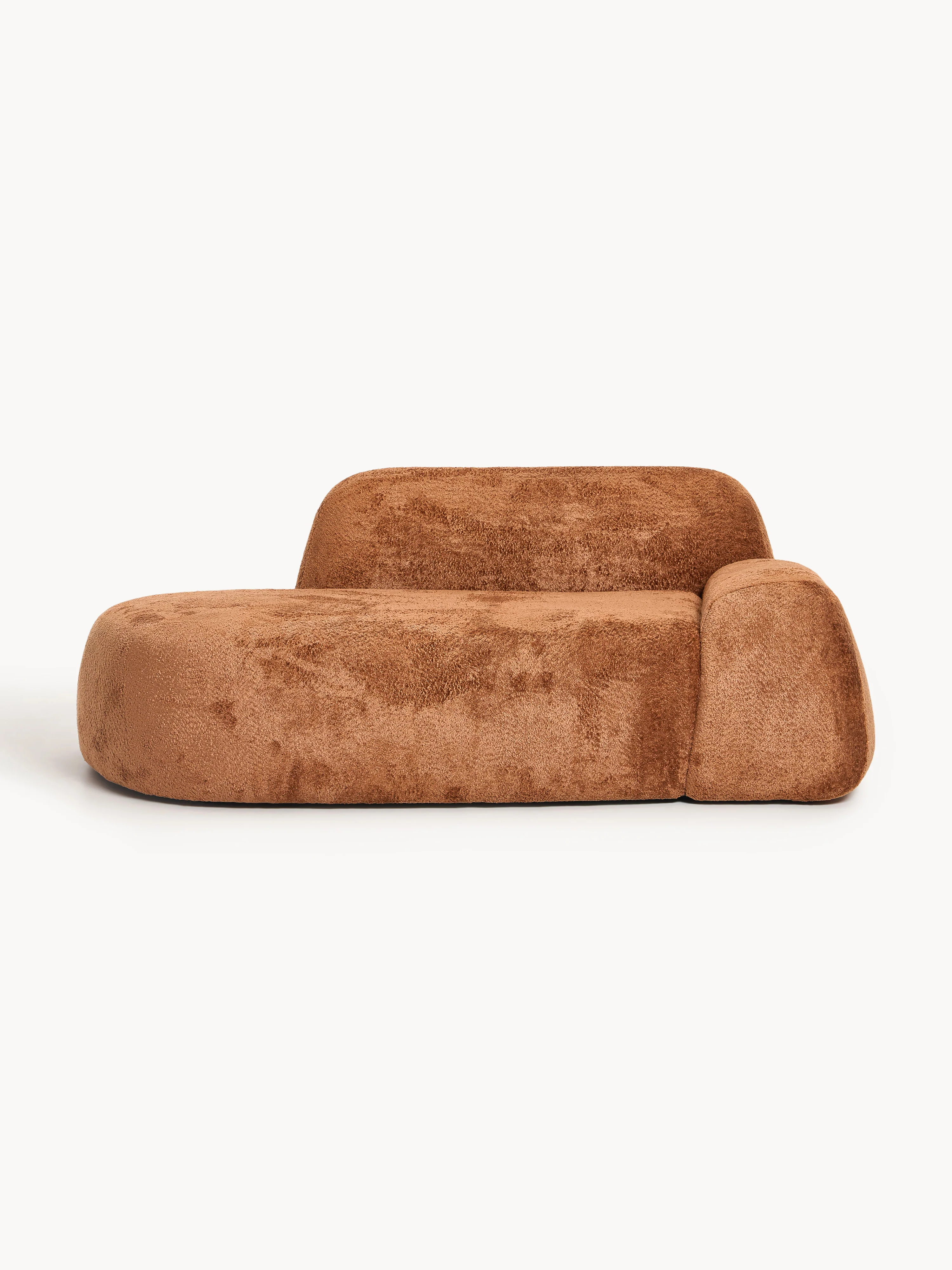 Sofa Wolke (2-Sitzer) aus Teddy-Bouclé mit Chaiselongue