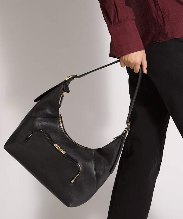 Defiant Black - Leather Shoulder Bag