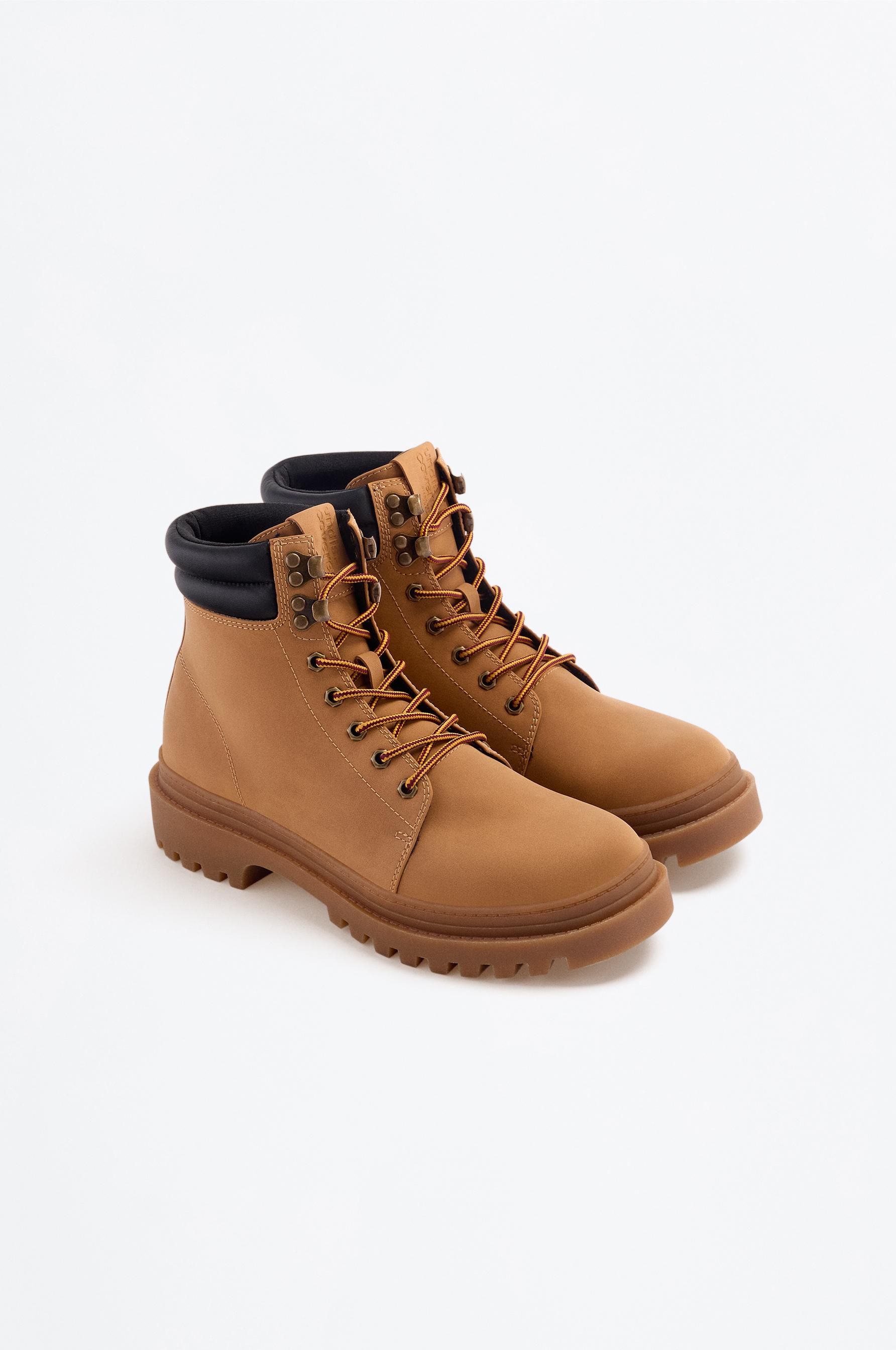 Bota trekking