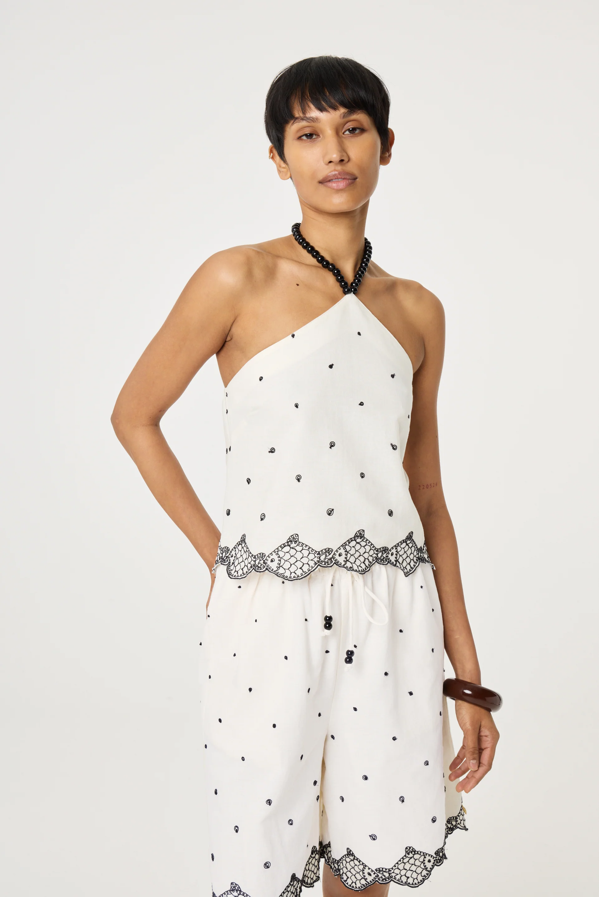 Tyler Top | Cosy White/Black