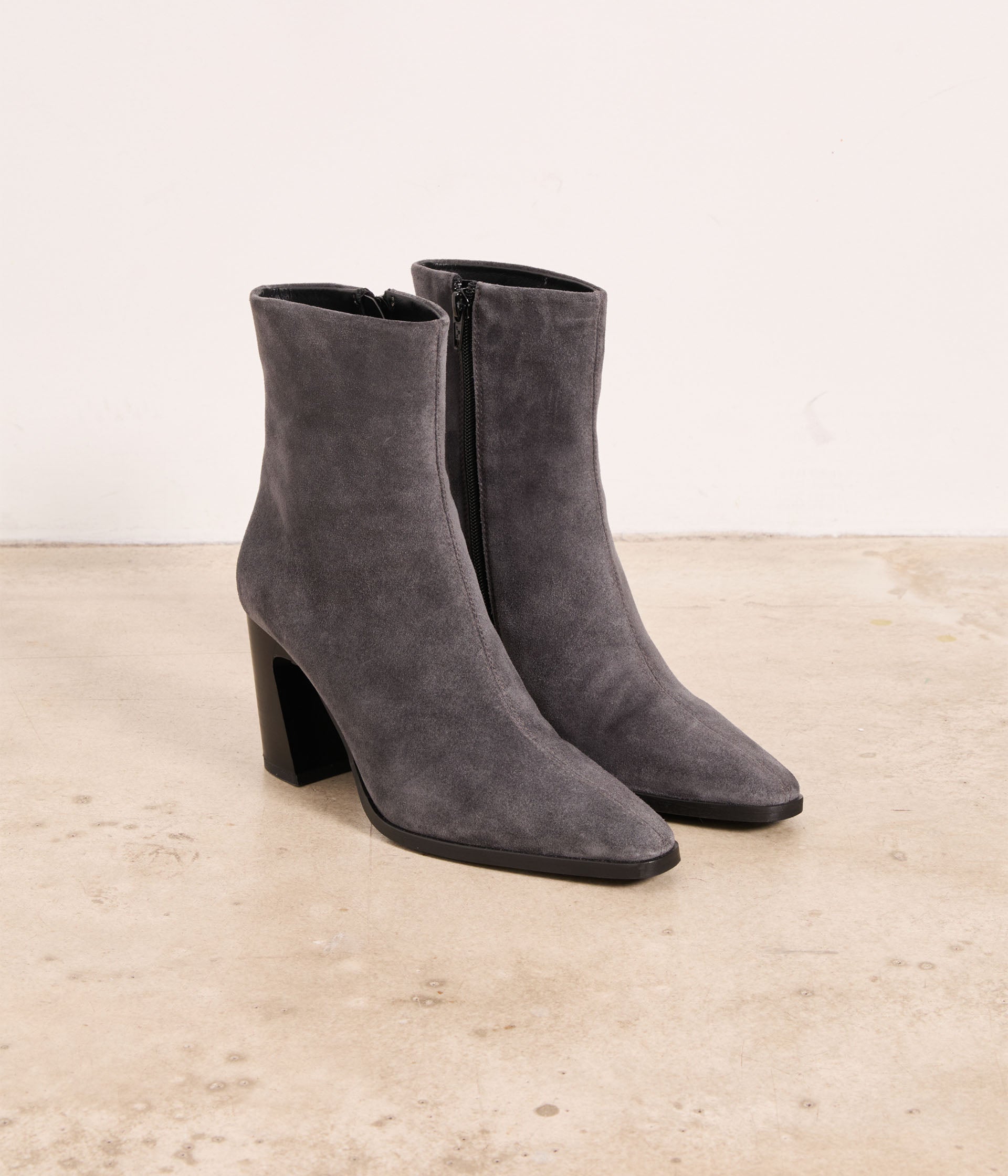 Boots velours ardoise Sanaki