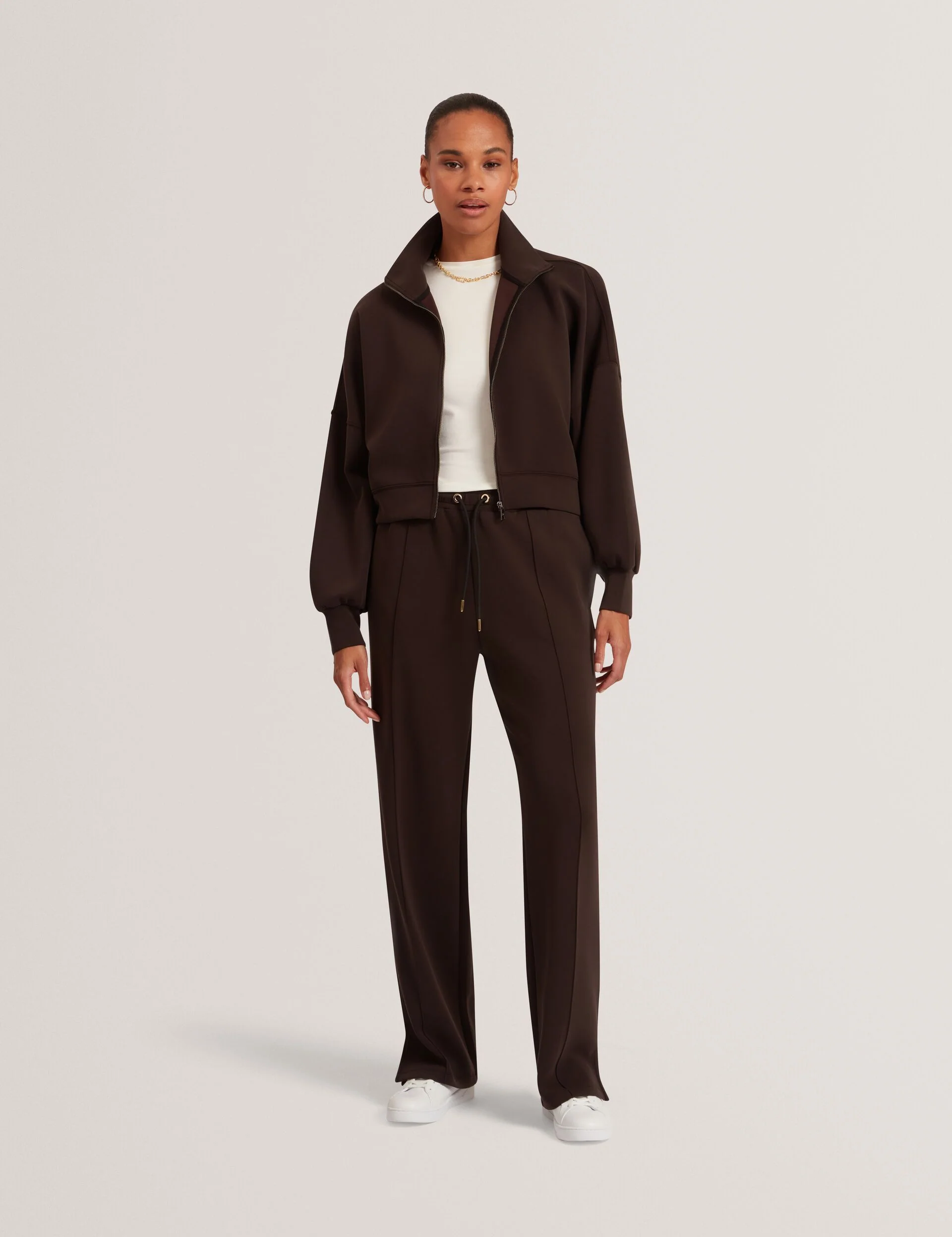 LARNAA | IVORY