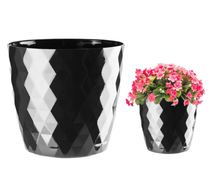 Osłonka dekoracyjna czarna plastikowa 12x11 cm