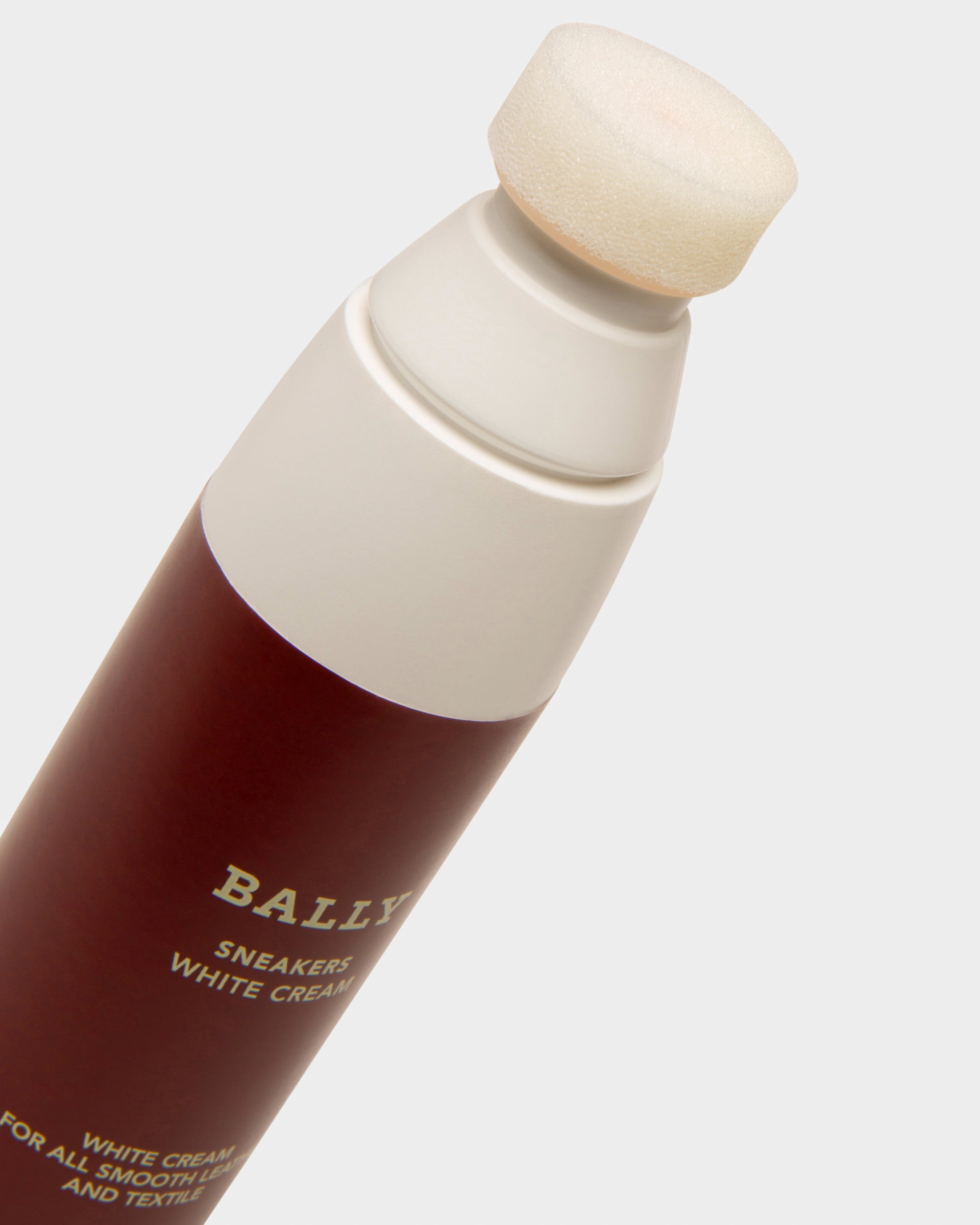 Aufhellende Creme