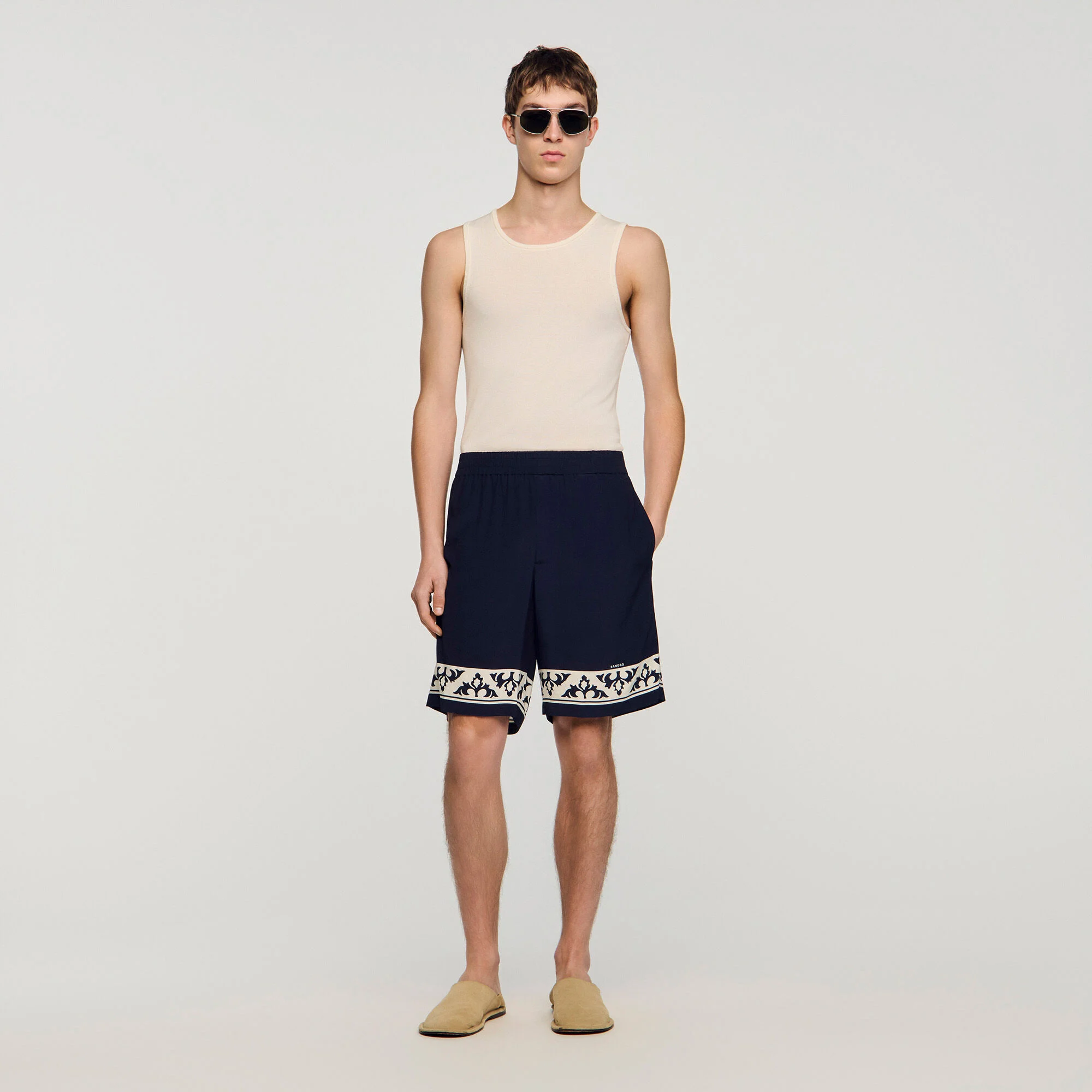 Short fluide motif contrasté