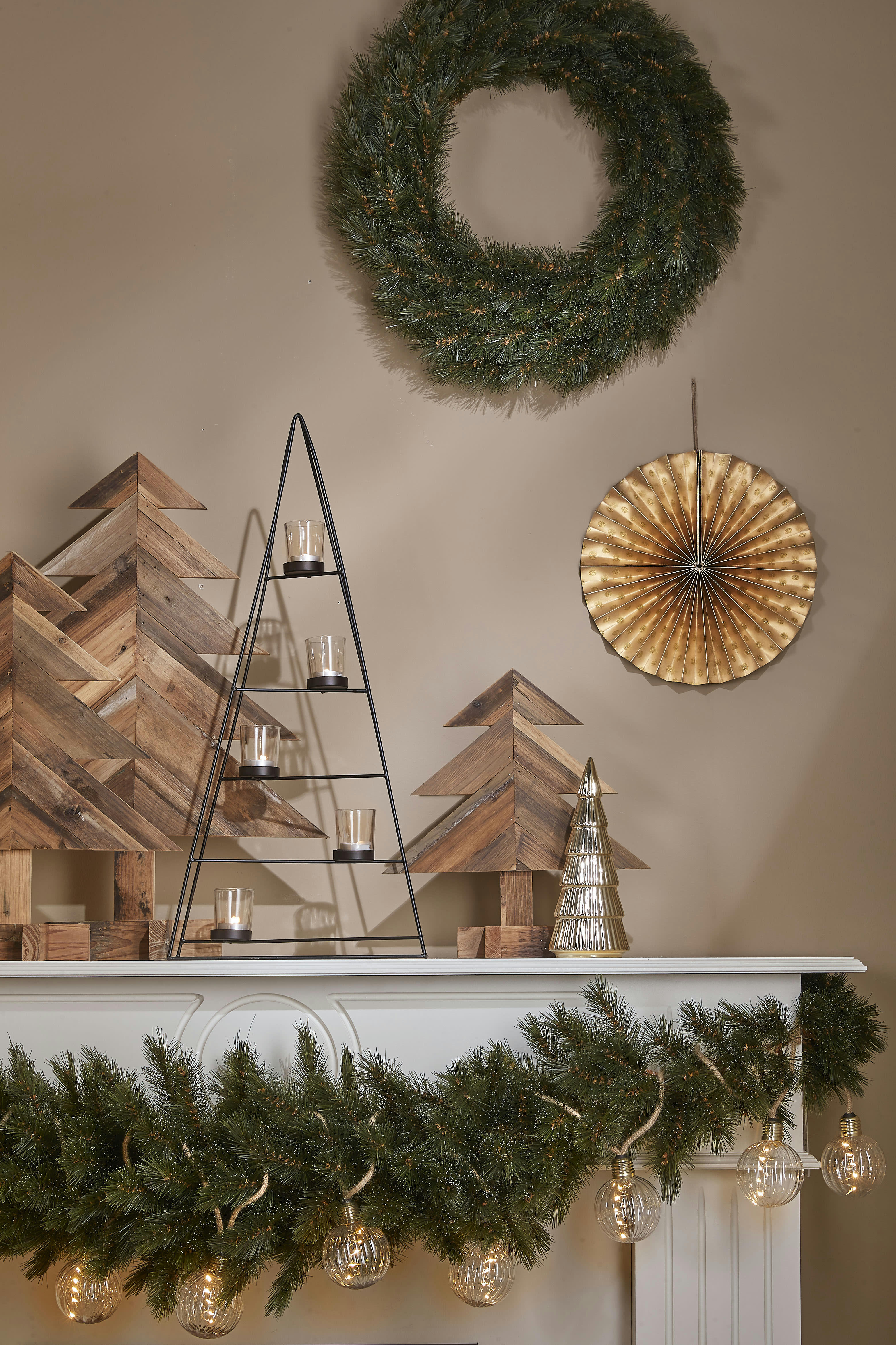 - Photophore en forme d'arbre en métal noir H68