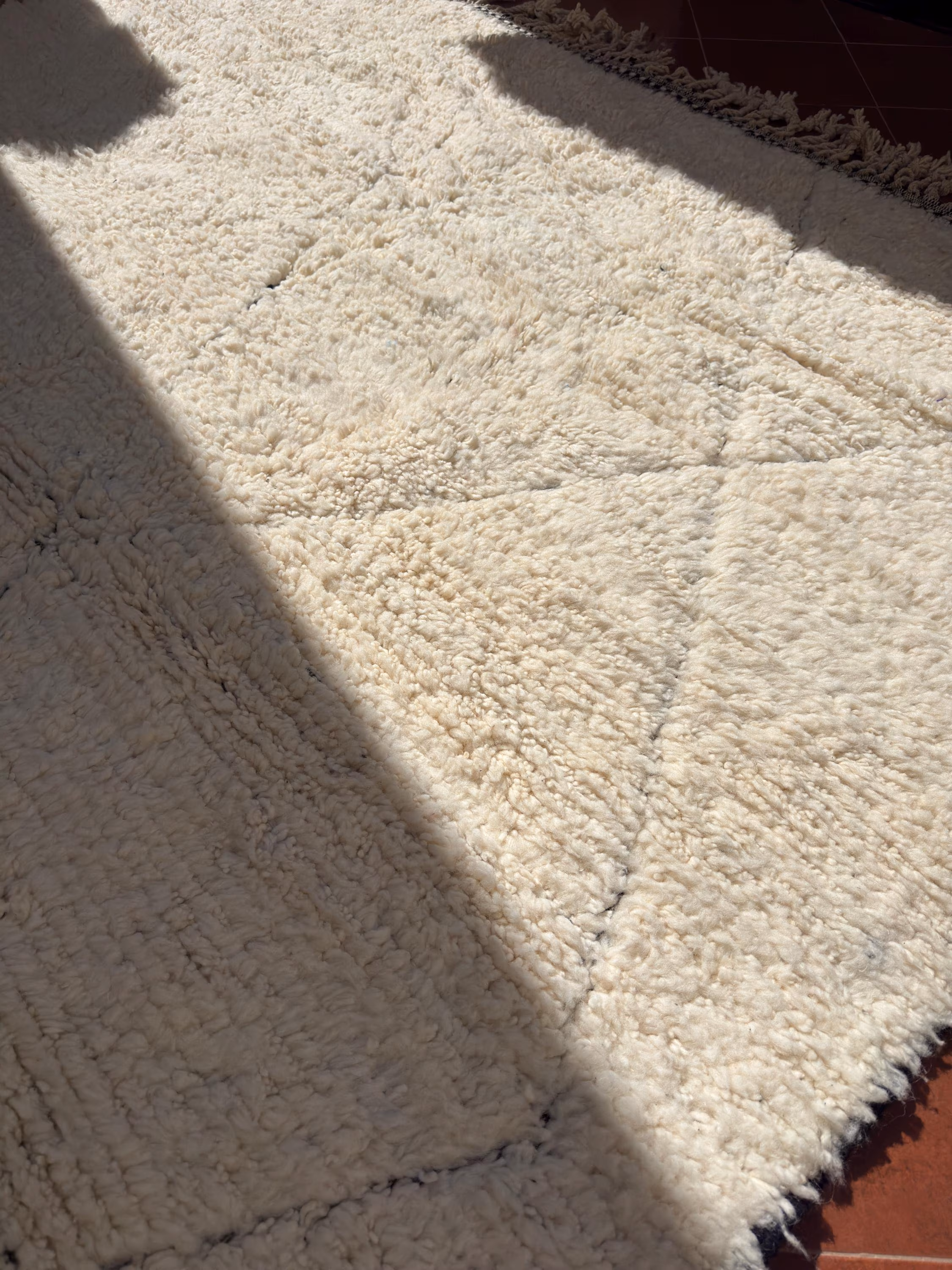 Handmade Moroccan Beni Ourain Wool Rug – Oversized White Berber Carpet, Minimalist Modern Interior Decor
