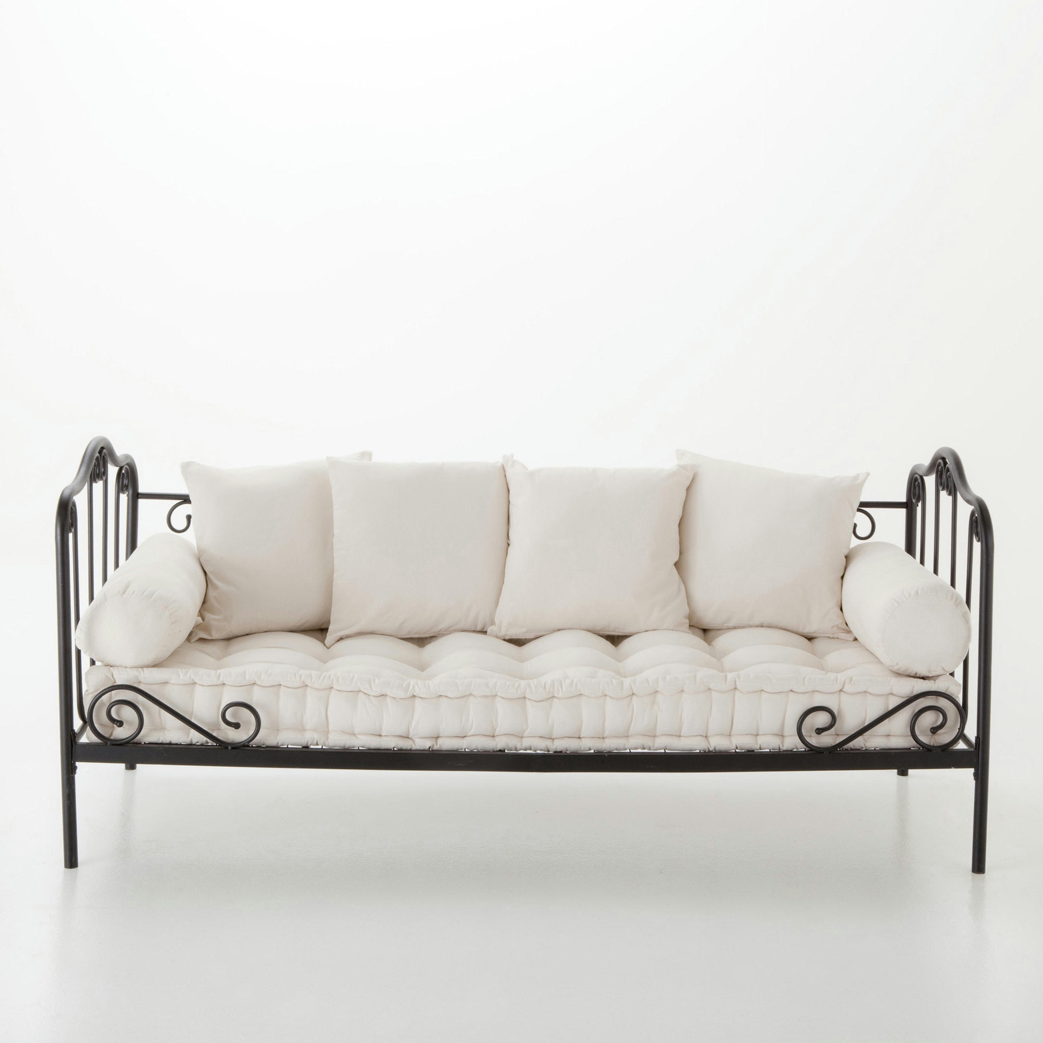 Ensemble matelas et coussins, Cidia