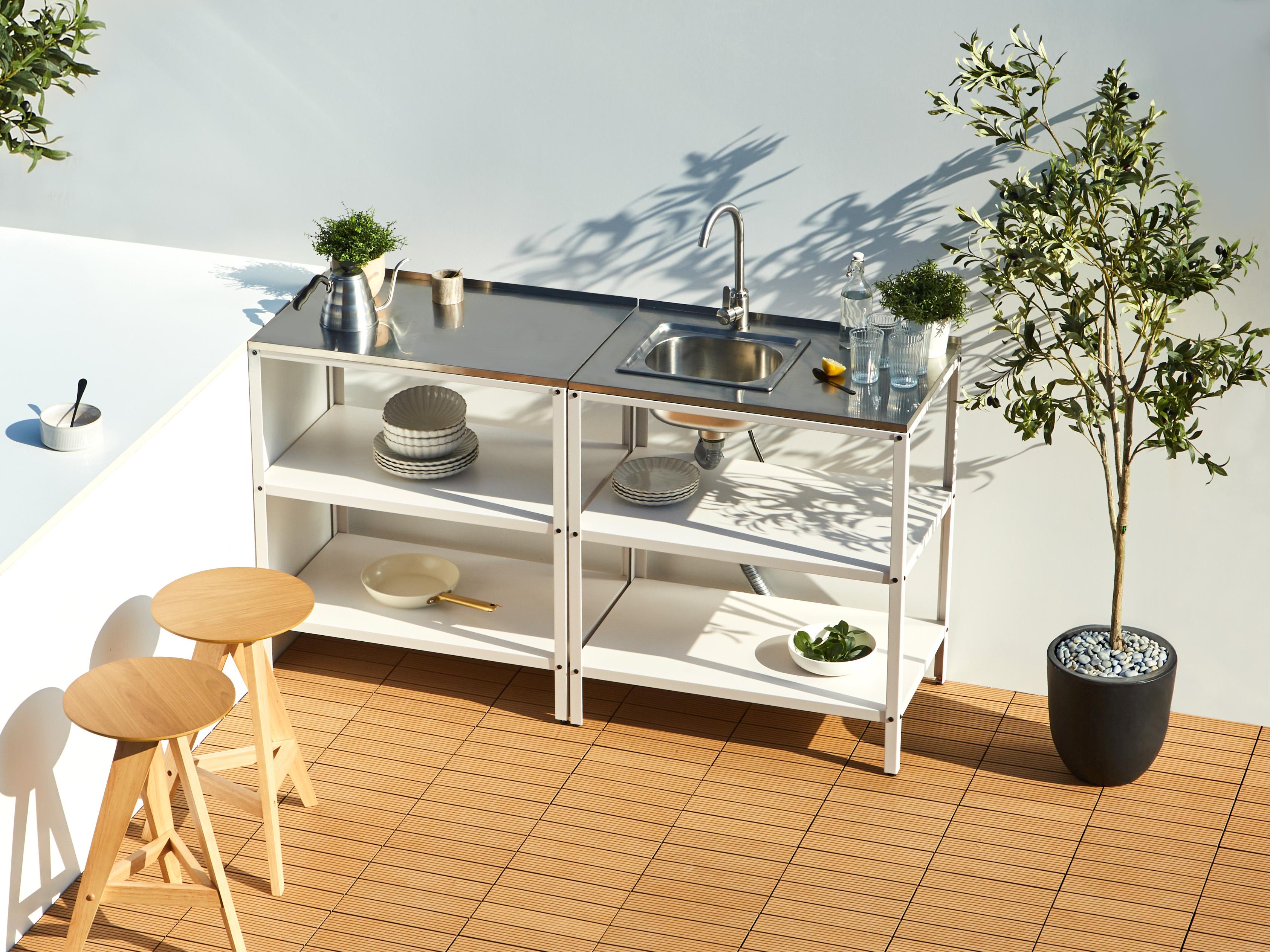 Outdoor Kitchen Island with Sink VILAMA White