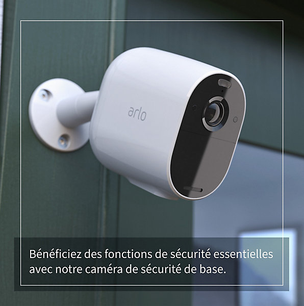 Caméra de vidéosurveillance sans fil Arlo Essential Spotlight 1080p blanche, lot de 3