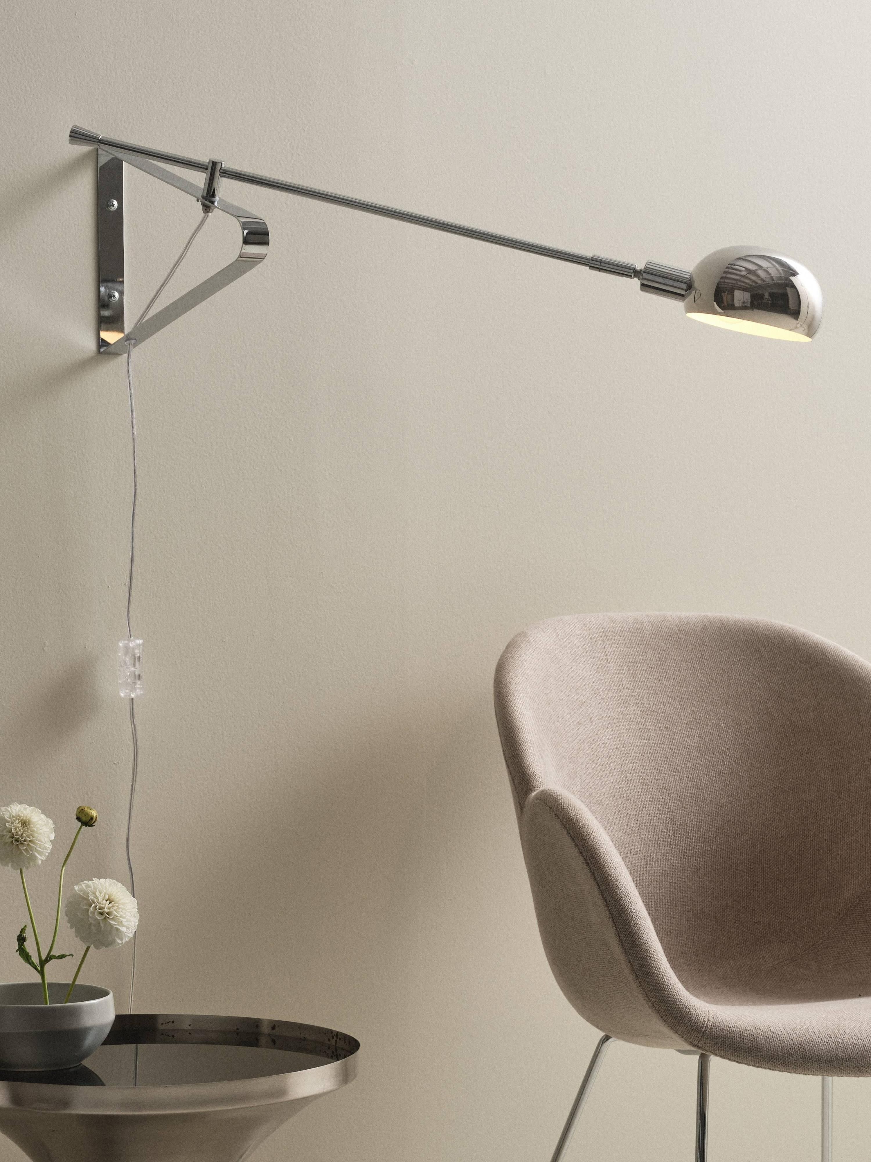Große Wandleuchte Lincon mit Stecker
