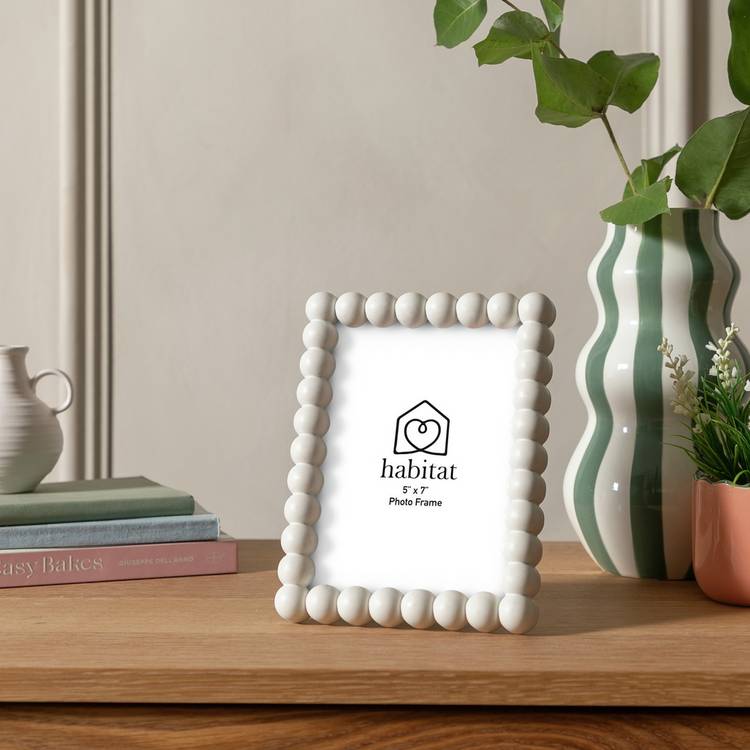 Habitat Bobble White Picture Frame - 5x7"