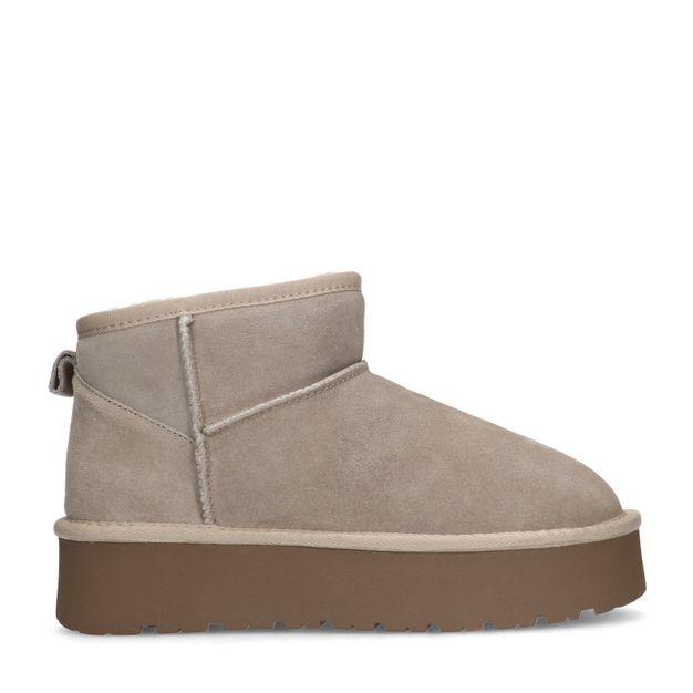 Beige suède enkelboots met plateau zool