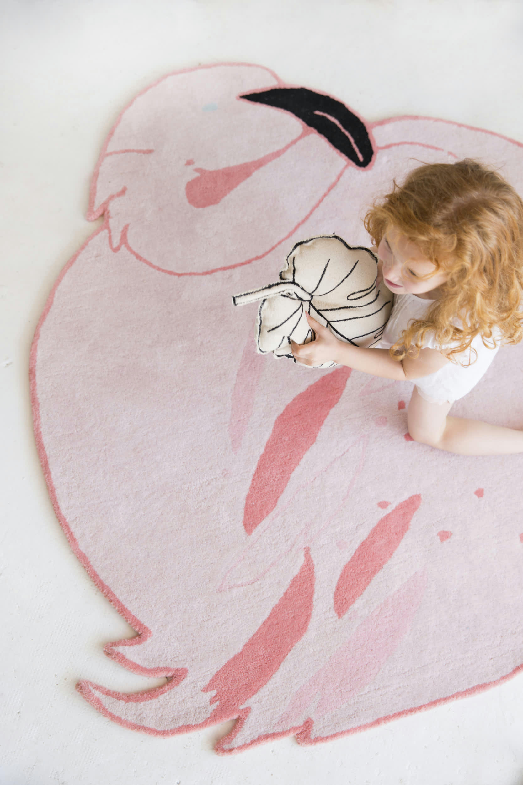 EMBROIDERY - Coussin a feuille en coton beige 50x30