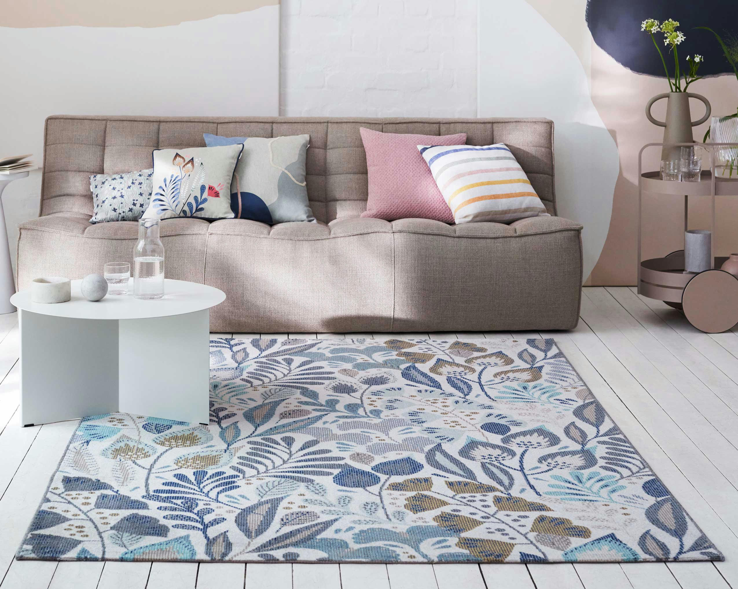 LILLY - Tapis exterieur thème floral bleu beige 133x200