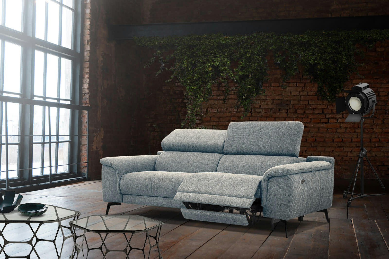 FIERO - Canapé 3 places XXL avec relax électrique côté droit tissu bleu clair