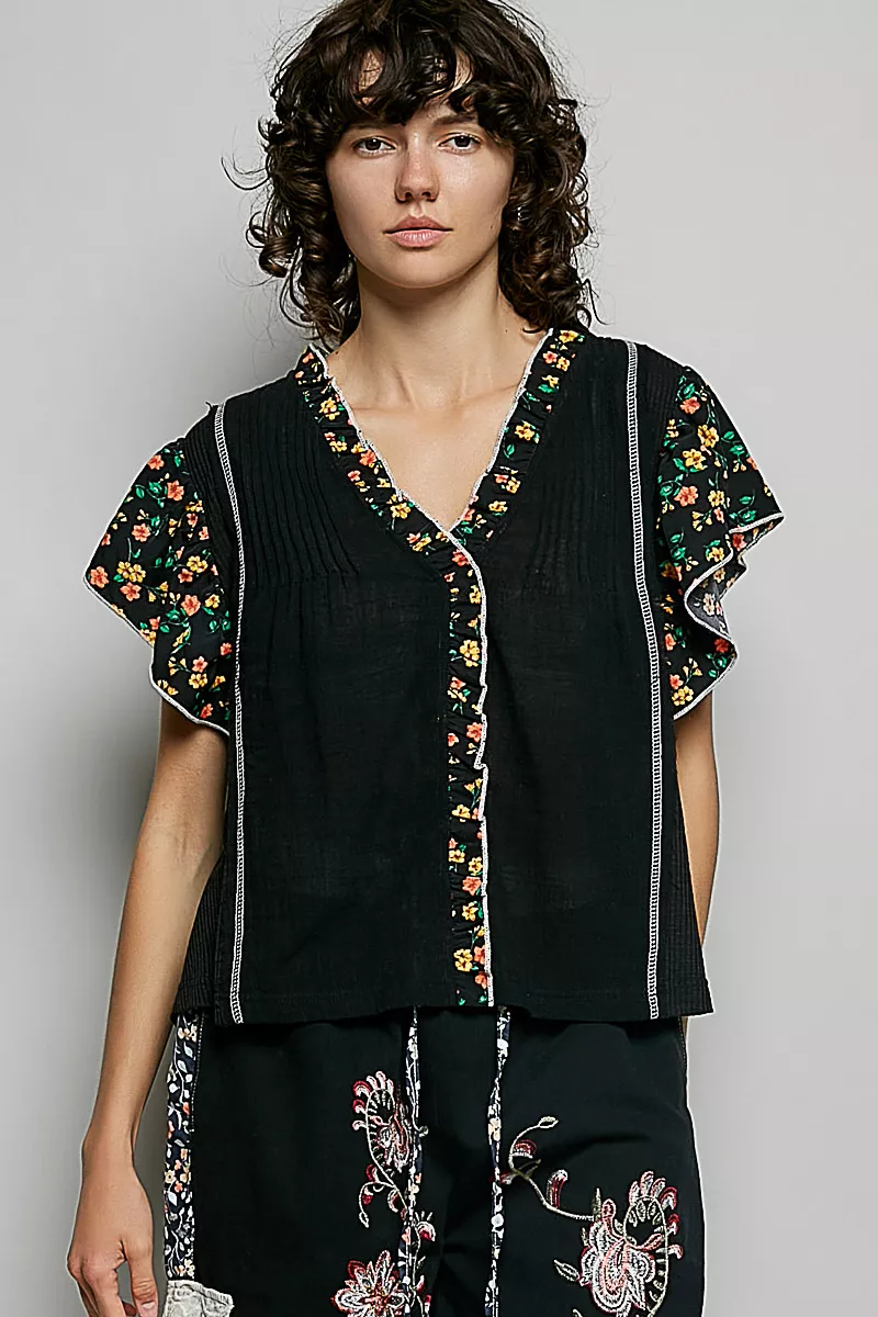 POL V-Neck Floral Ruffle Sleeve Blouse