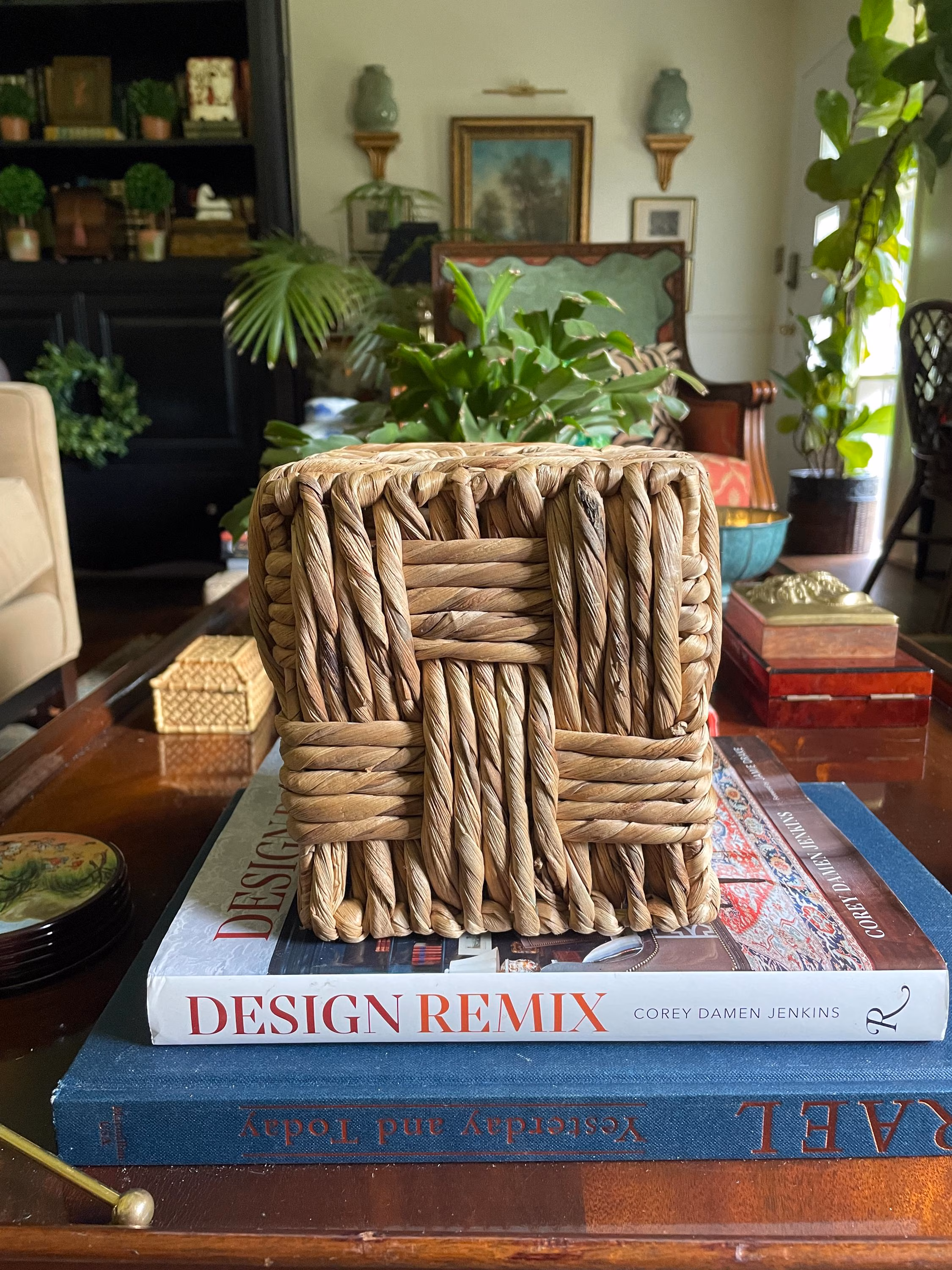 Vintage Sisal Tissue Box Cover