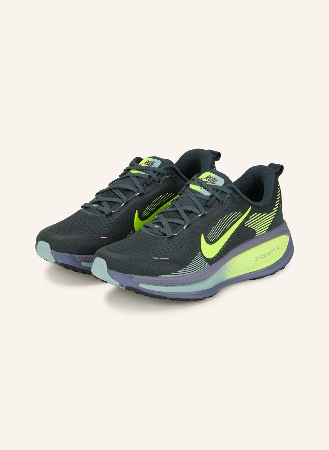 Nike Laufschuhe VOMERO 18