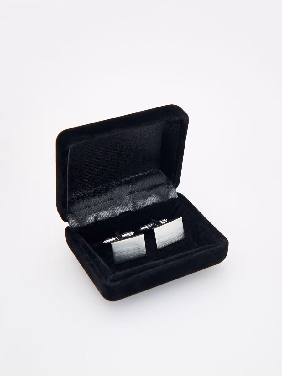 Cufflinks