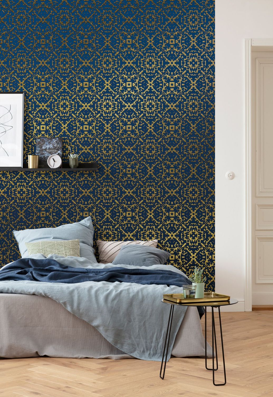 Sanders & Sanders fotobehang aztec blauw en goud - 200 x 280 cm - 611823