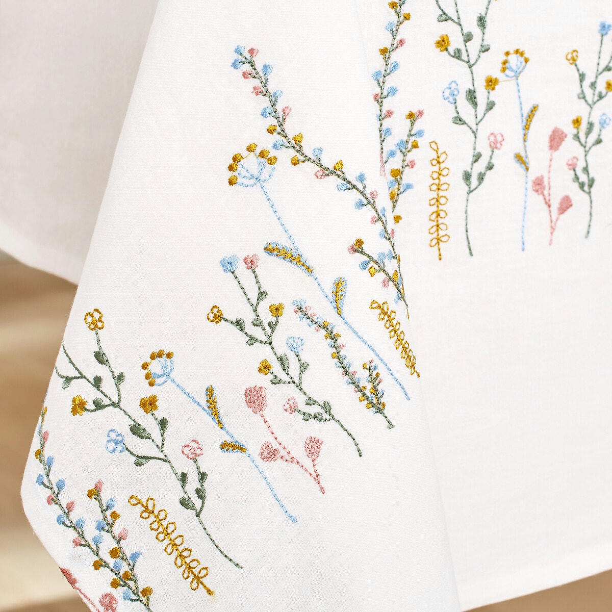 Nappe brodée métis coton/lin, Lara