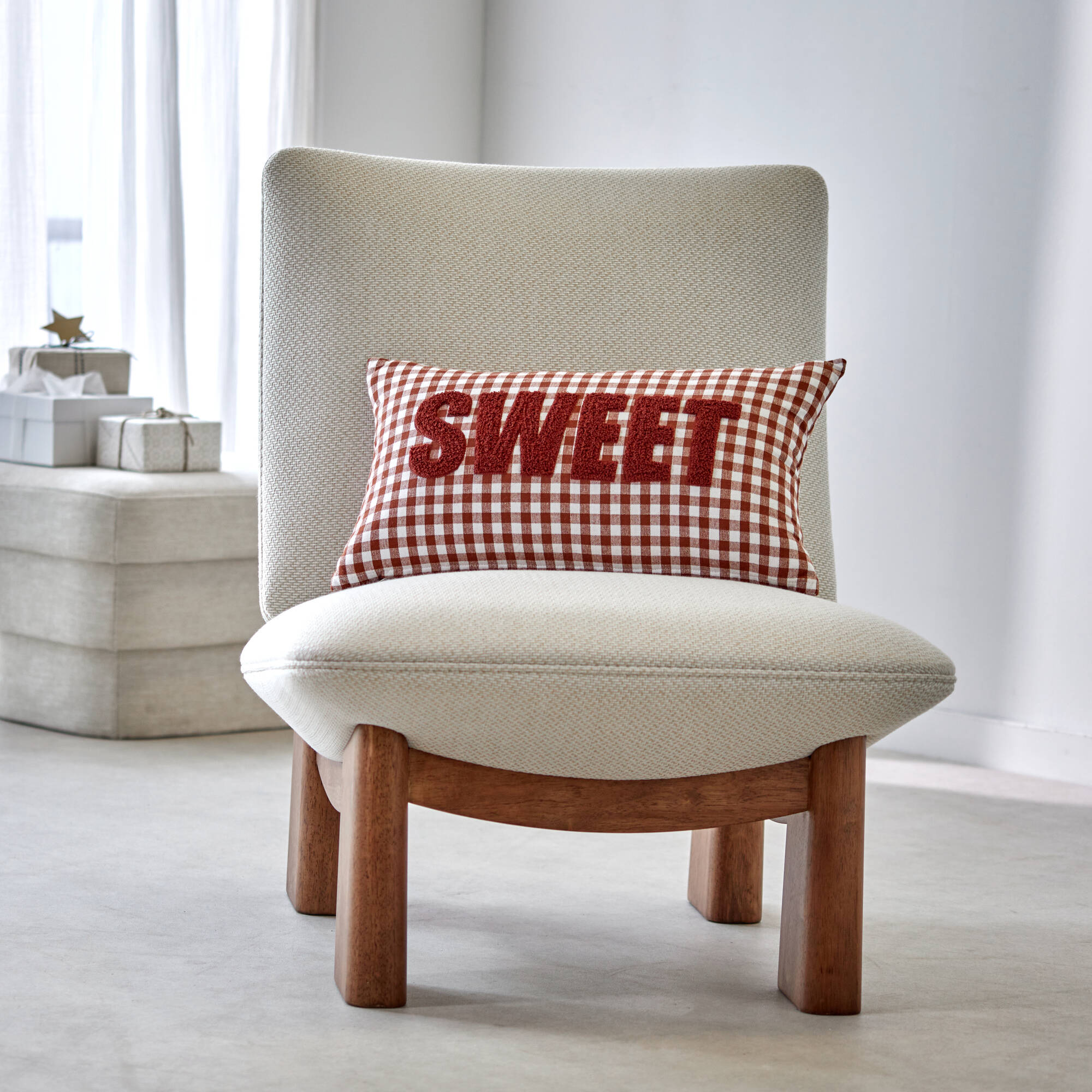 Coussin en coton, message SWEET et carreaux tissé-teint
