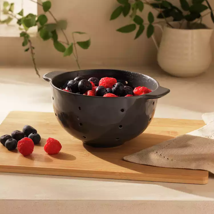 Habitat Berry Colander - Black