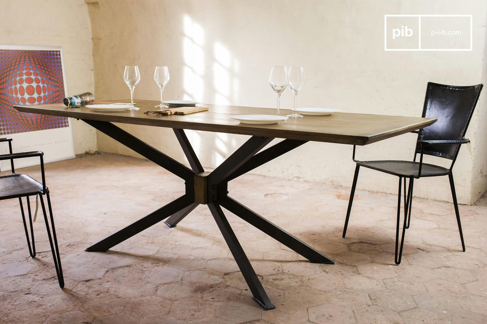 LIVERPOOL - Table de repas en bois et laiton cuivré