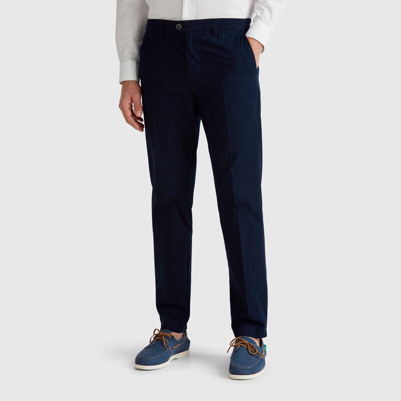Slim fit chinos in light cotton