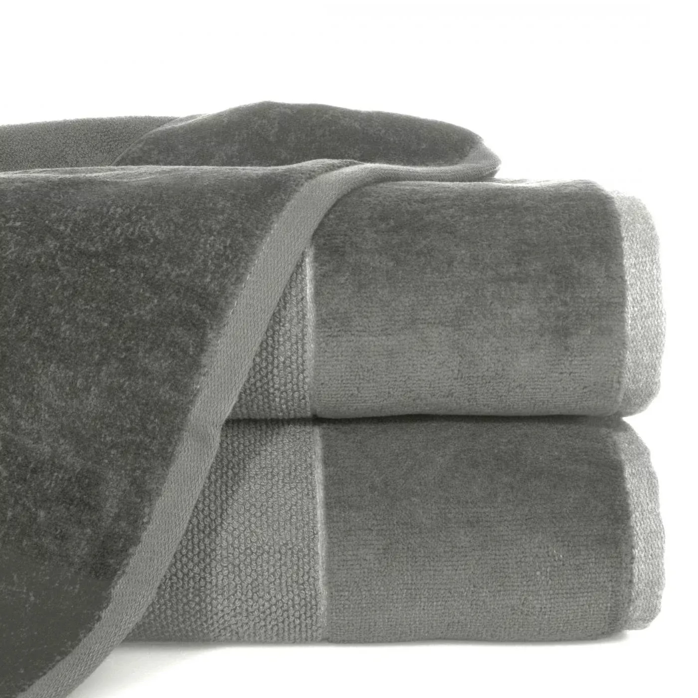 Ręcznik kąpielowy 50x90 cm bawełniany kolor stalowy z bordiurą z weluru 500 g/m2 LUCY