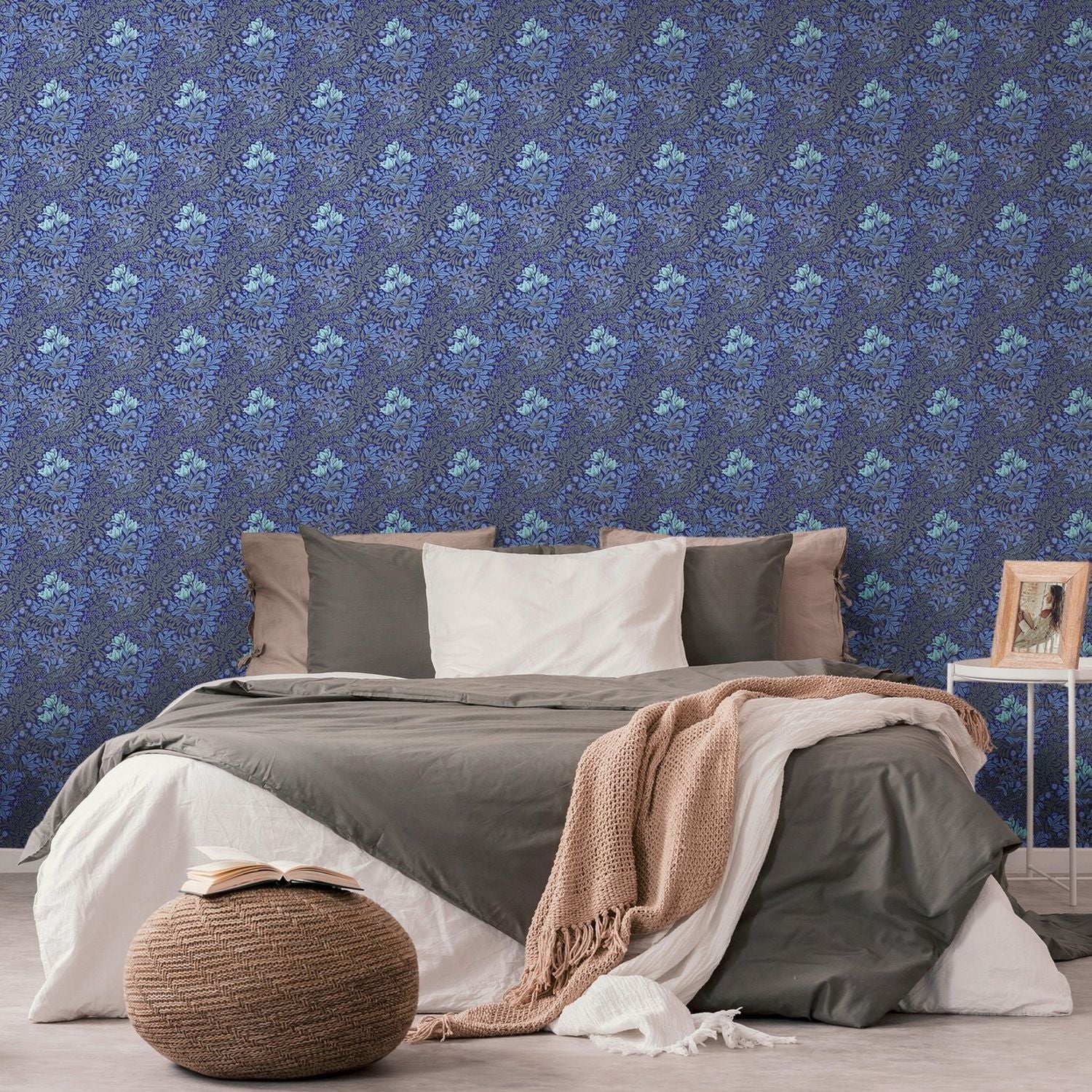 Livingwalls behang bloemmotief blauw, grijs en groen - 53 cm x 10.05 m - AS-390571