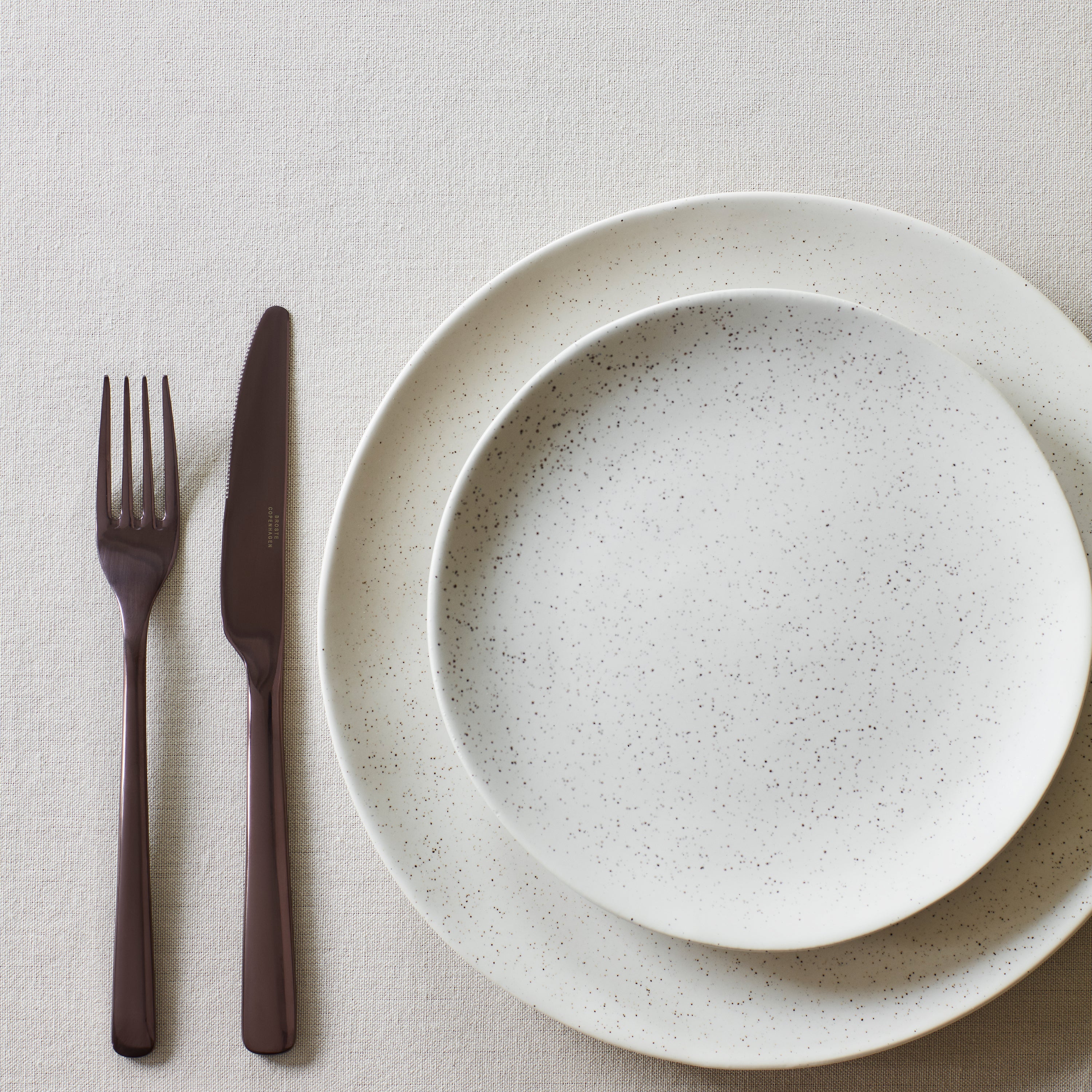 Broste Copenhagen Hune Bestekset 16-delig - Espresso