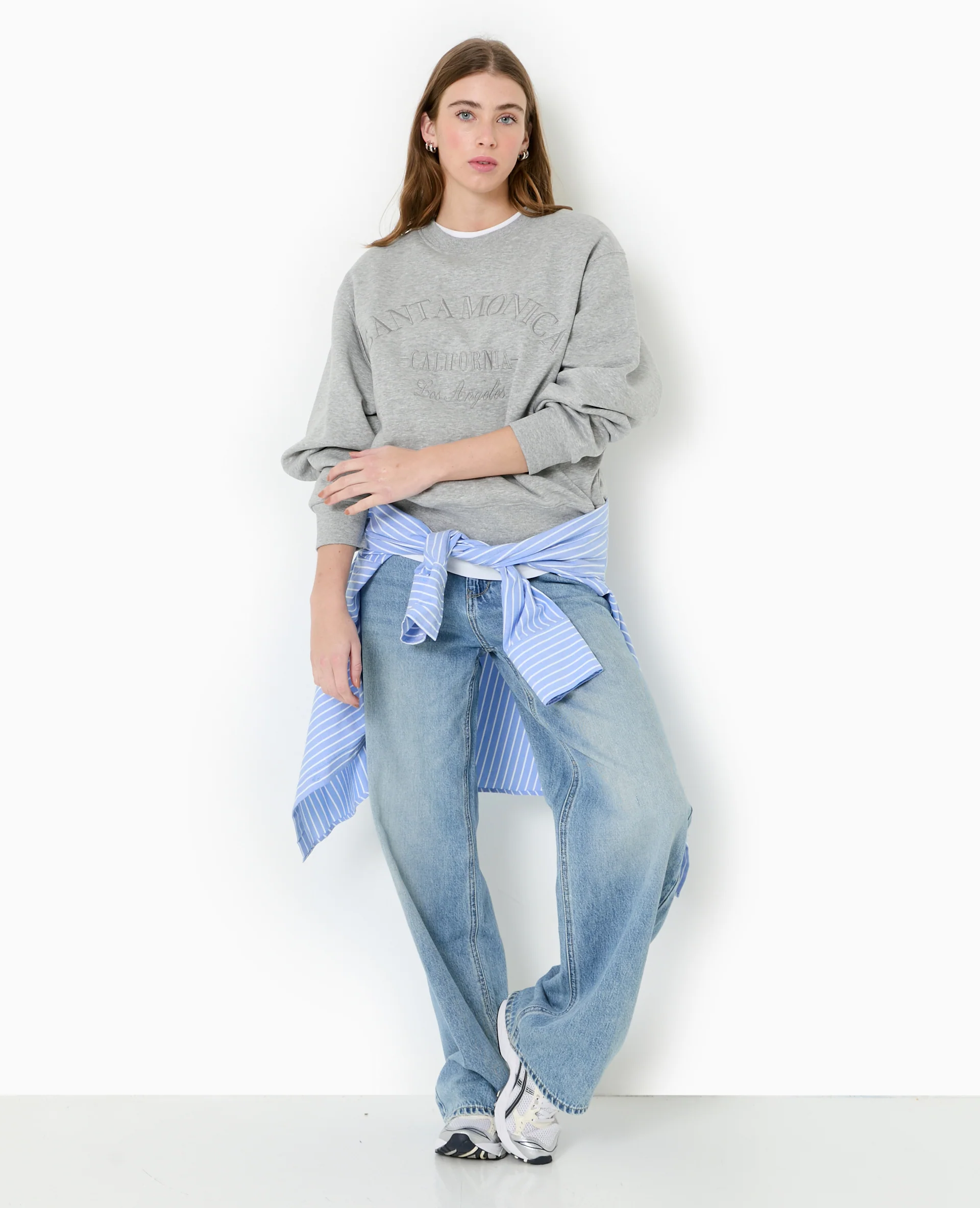 Sweat col rond avec broderie