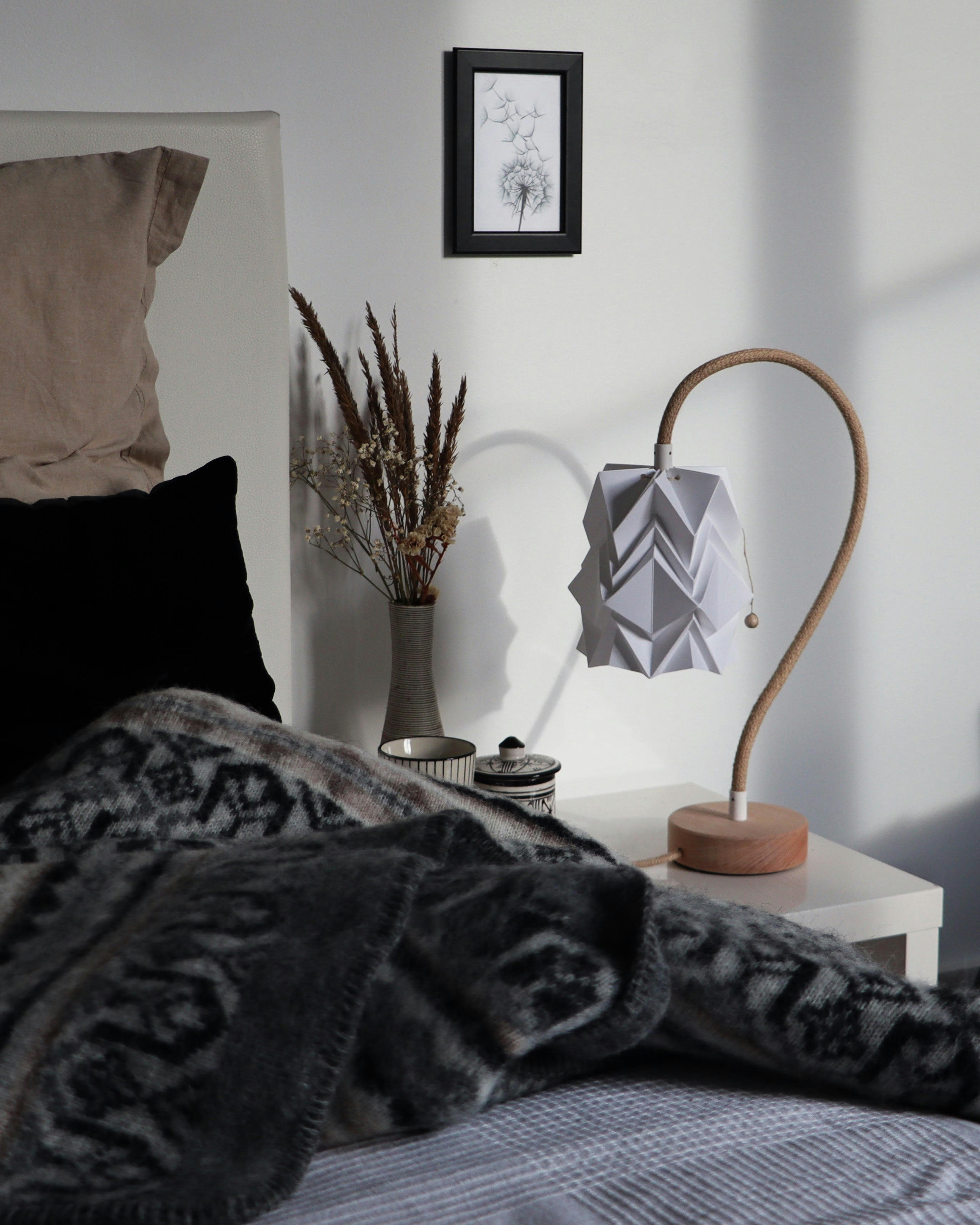 KIKYO - Lampe de Table avec pied flexible et petit abat-jour en papier