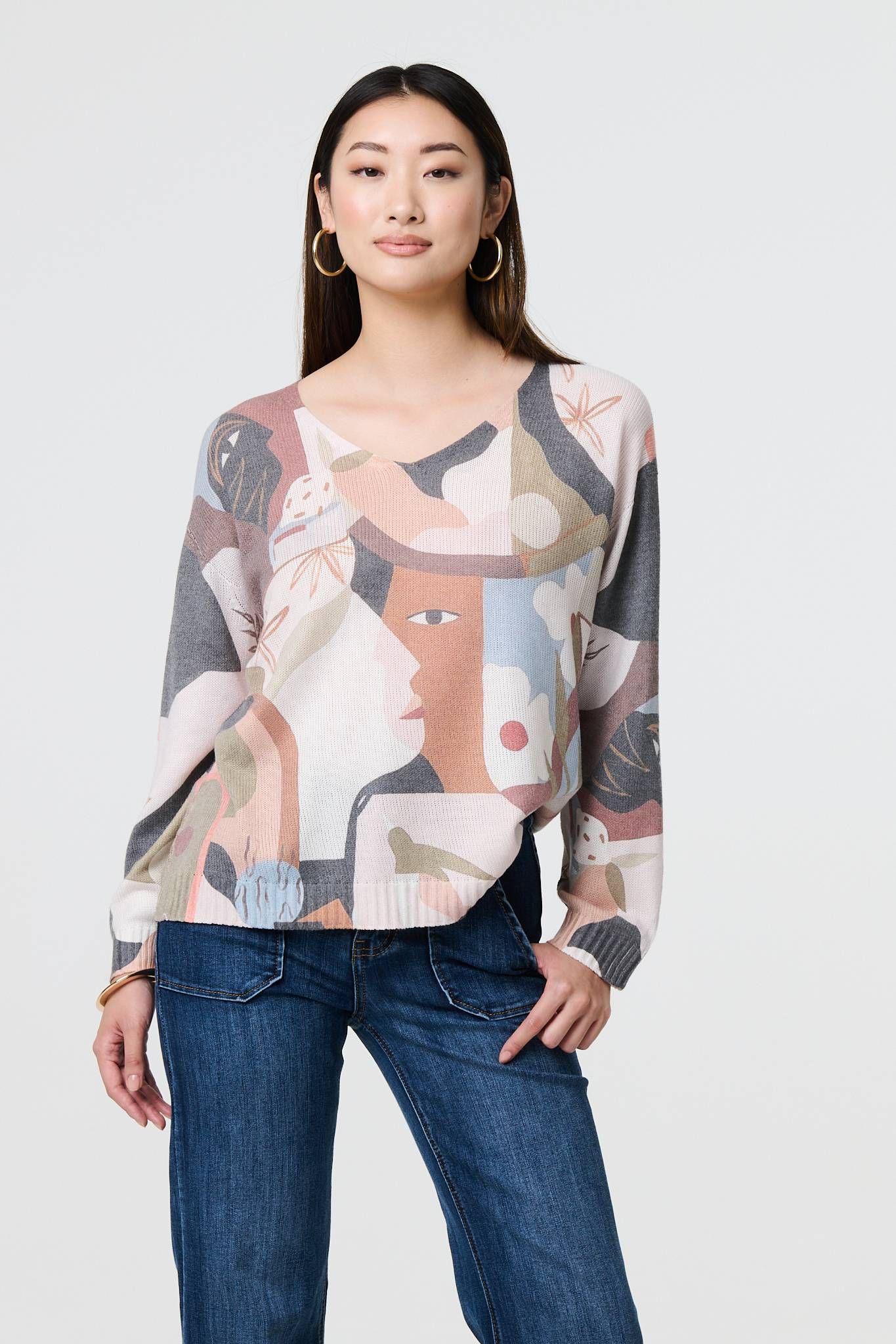 Izabel London Abstract Print Long Sleeve Knit Top