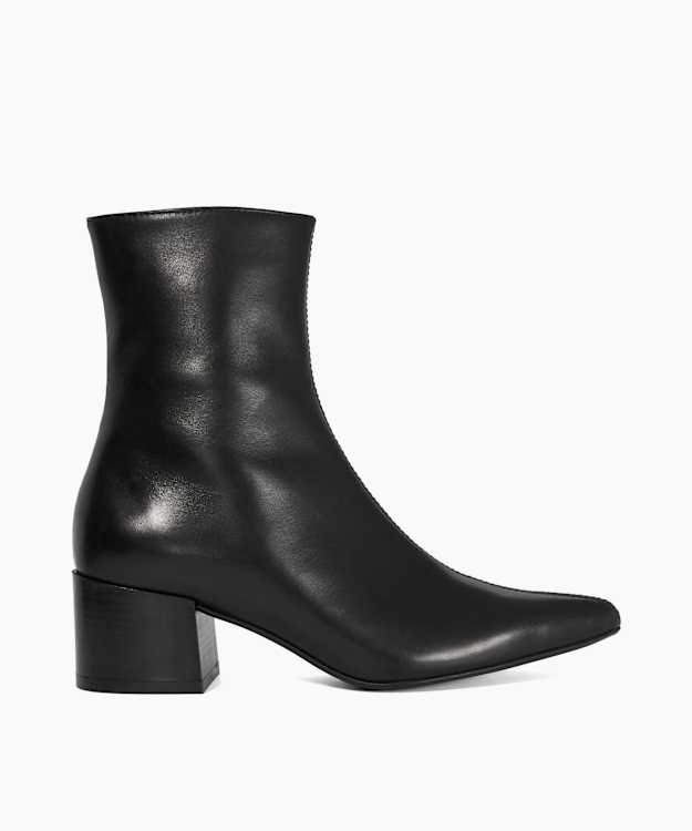 Pami Black - Block Heel Ankle Boots