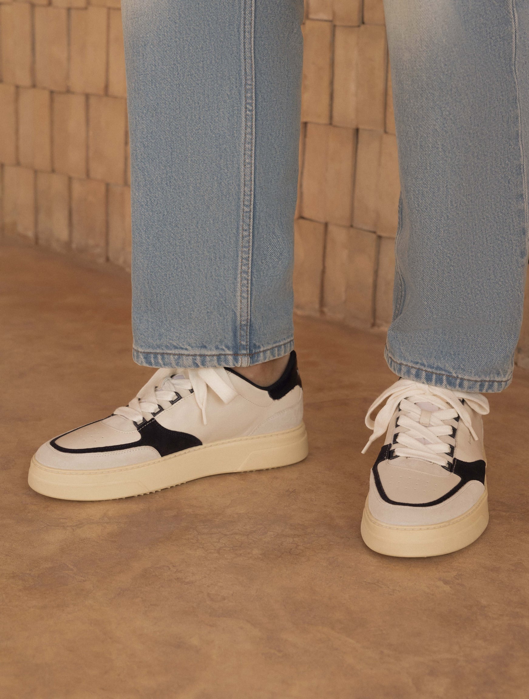 Thanassi Blanc Cassé & Bleu Nuit