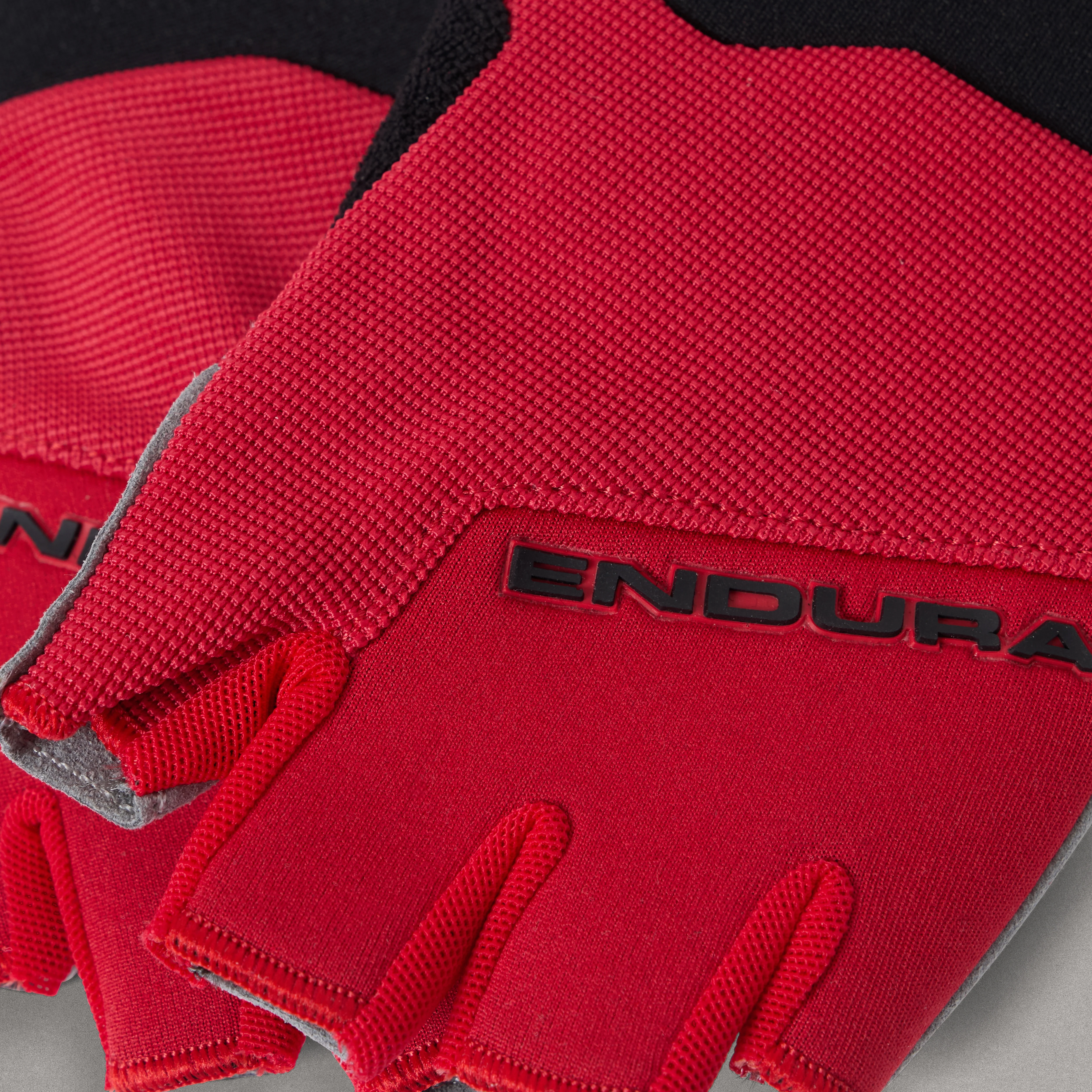 Kids Hummvee Plus Mitts - Red