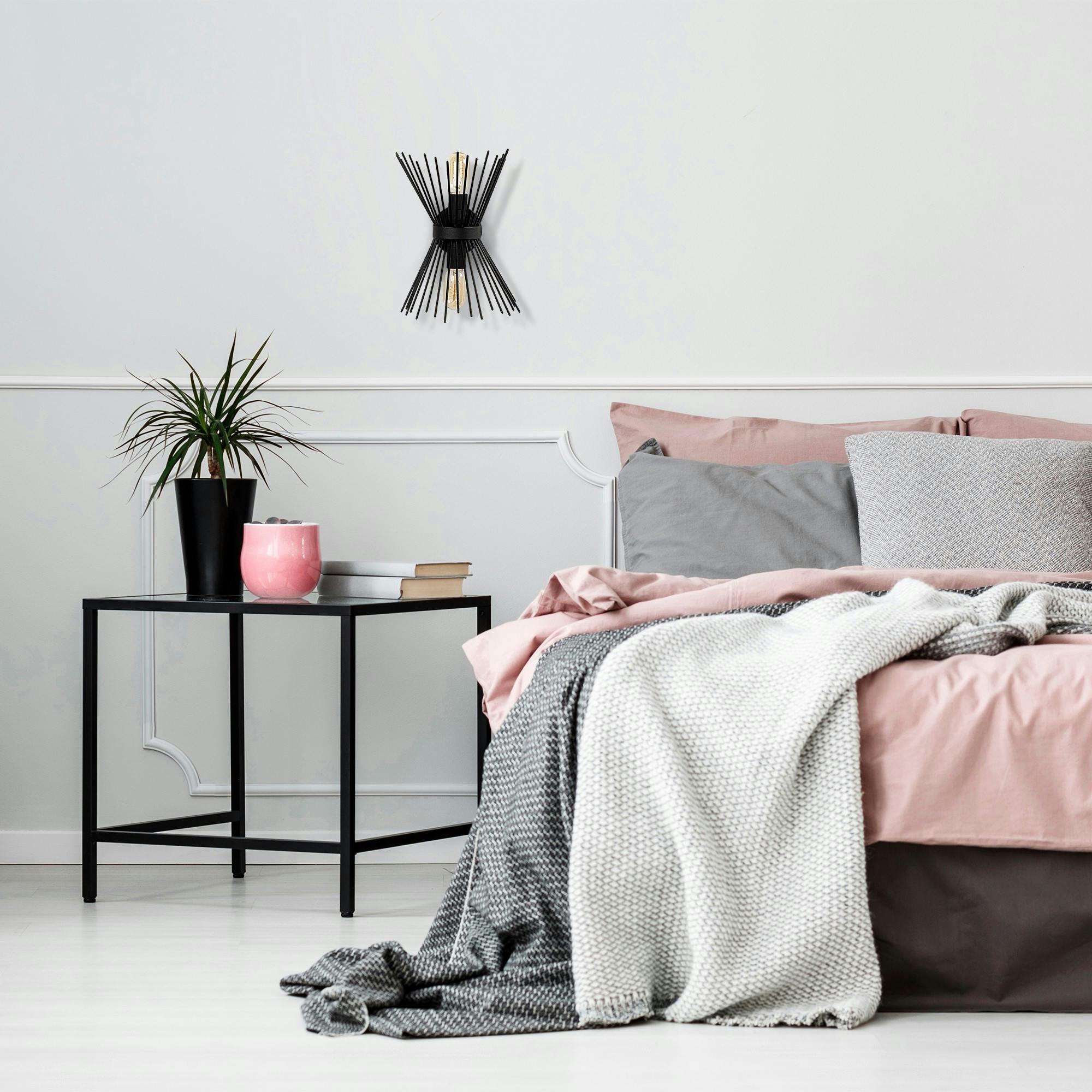 Applique murale design noire, forme sablier SINOP
