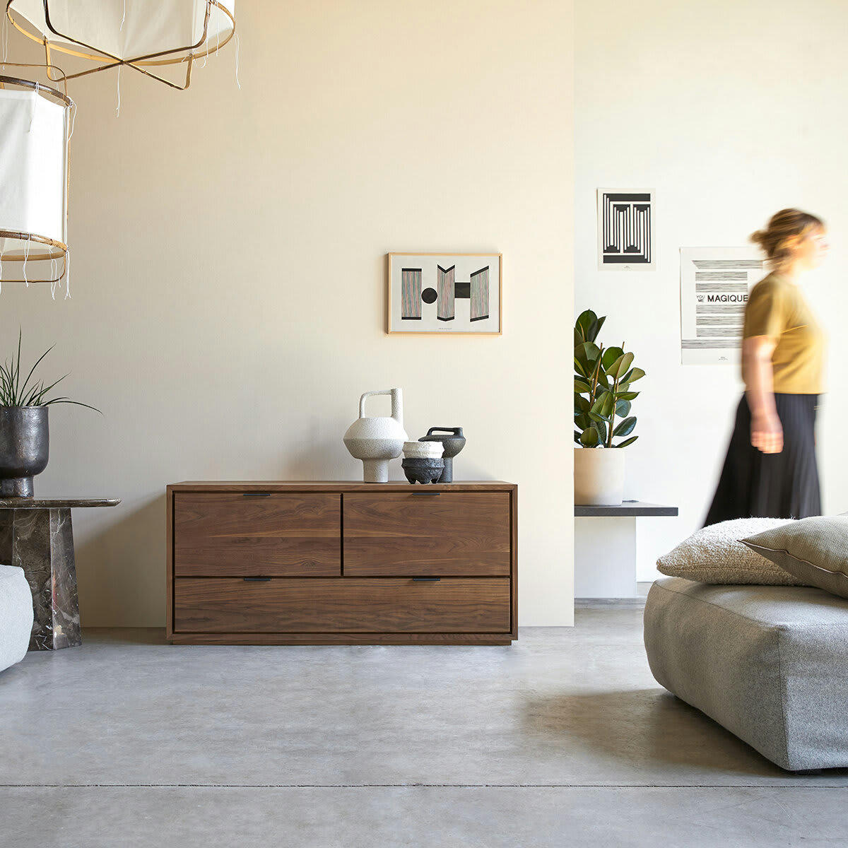 SENSON - Meuble TV en noyer massif 120 cm