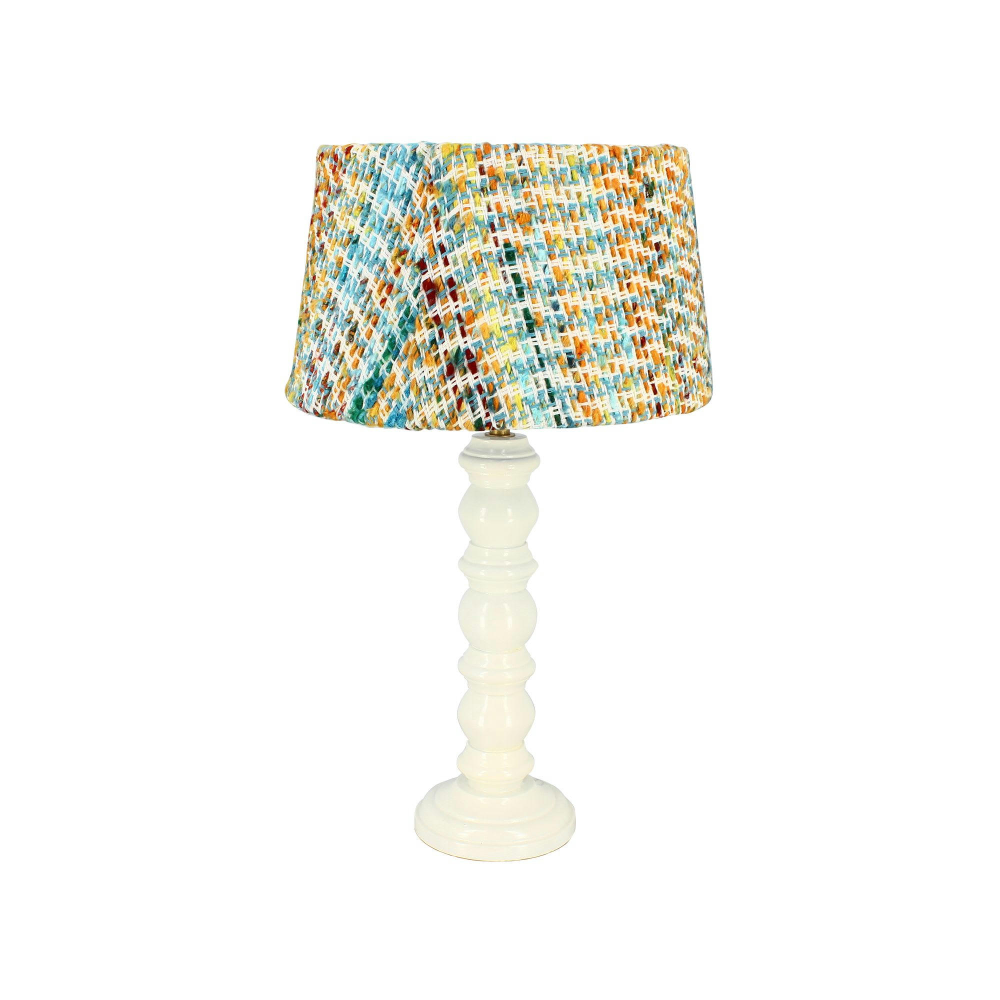 ROMY - Lampe à poser en bois blanc et abat jour en tissu h39cm