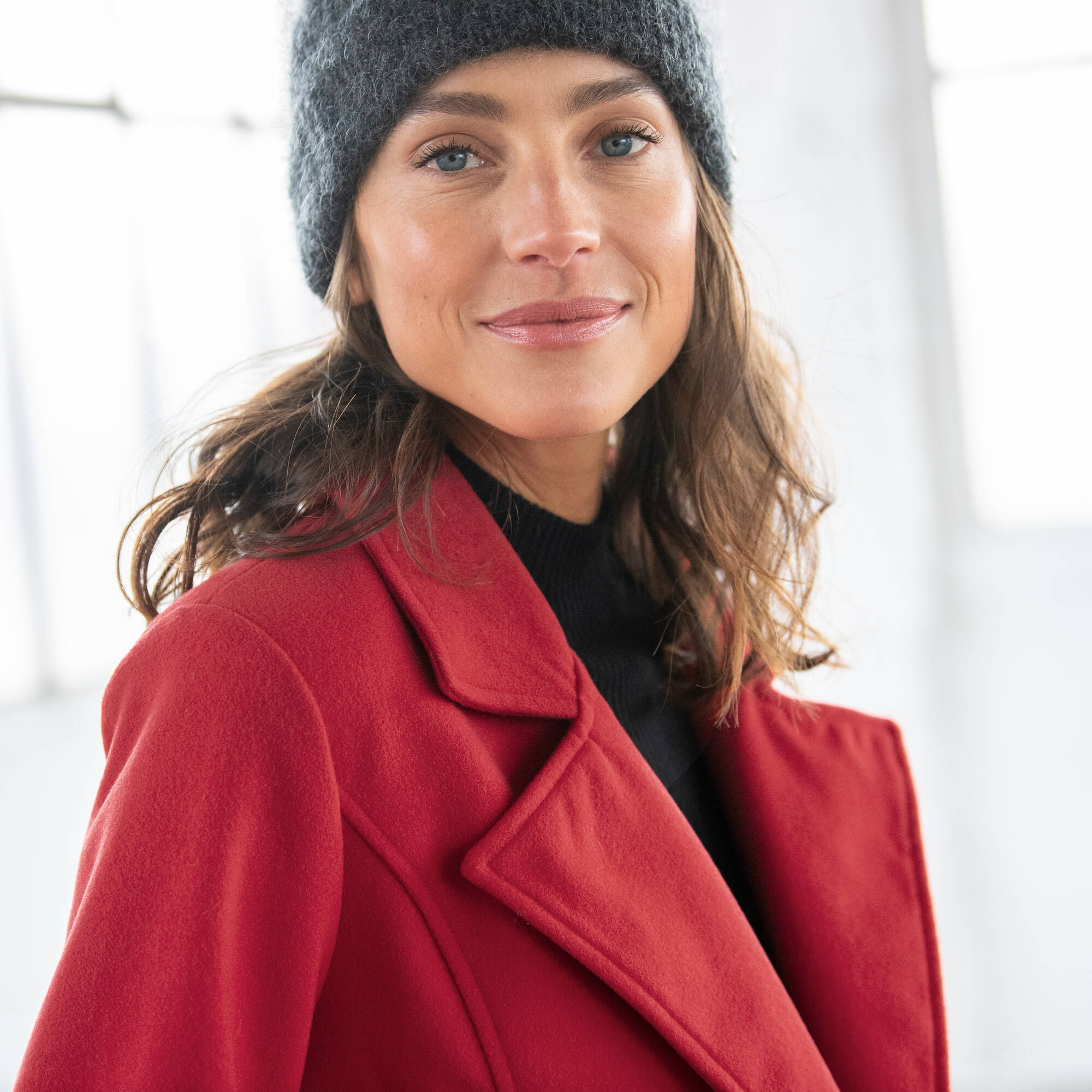 Manteau caban boutonné uni