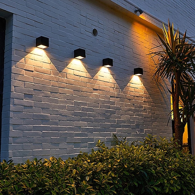 2pcs Solar Wall Lights Outdoor Fence Light for Garden Patio Balcony Courtyard Villa Porch Yard Decoration Atmosphere Waterproof Wall Lamp