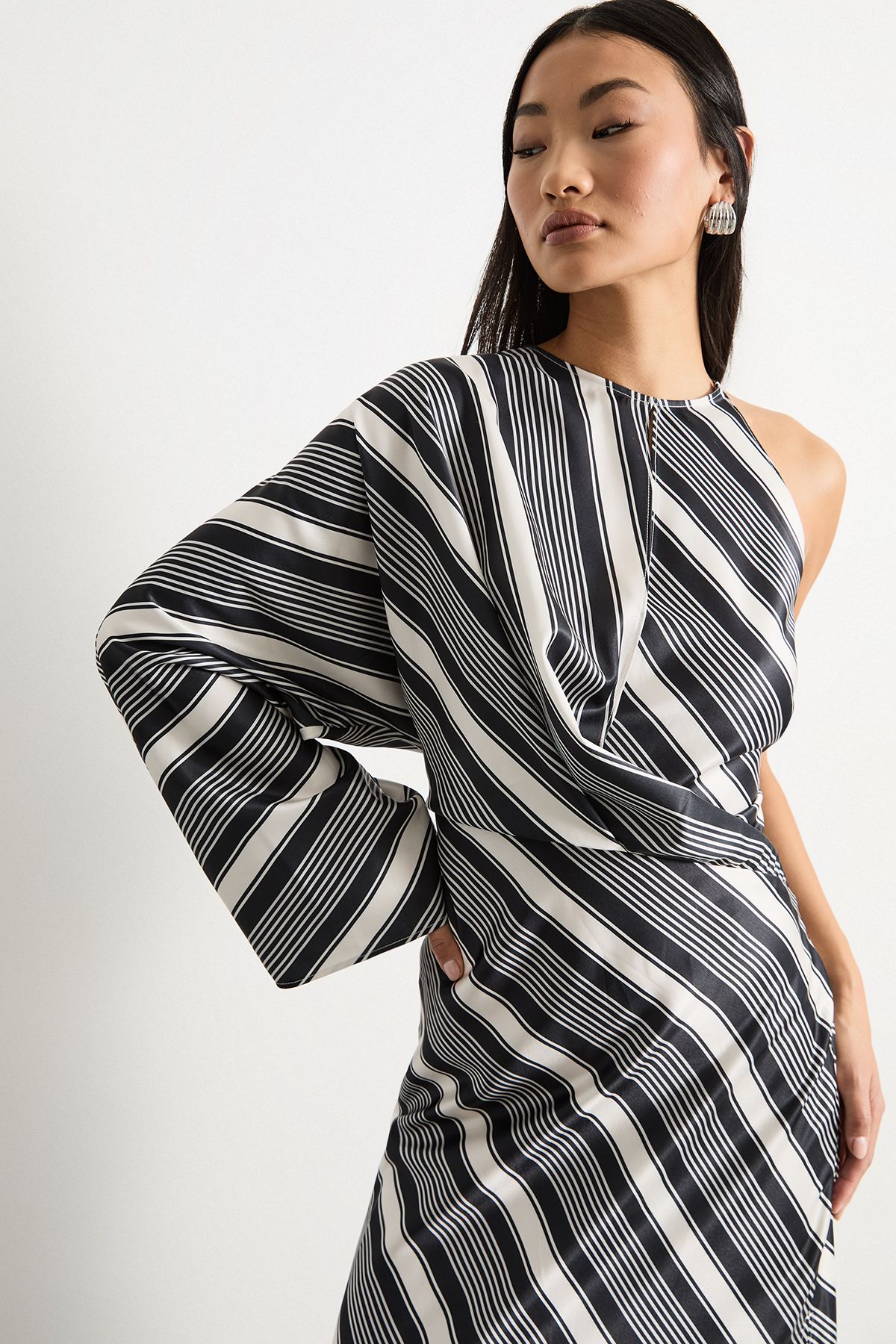 Warehouse Petite Printed One Shoulder Twist Front Keyhole Satin Maxi Dress