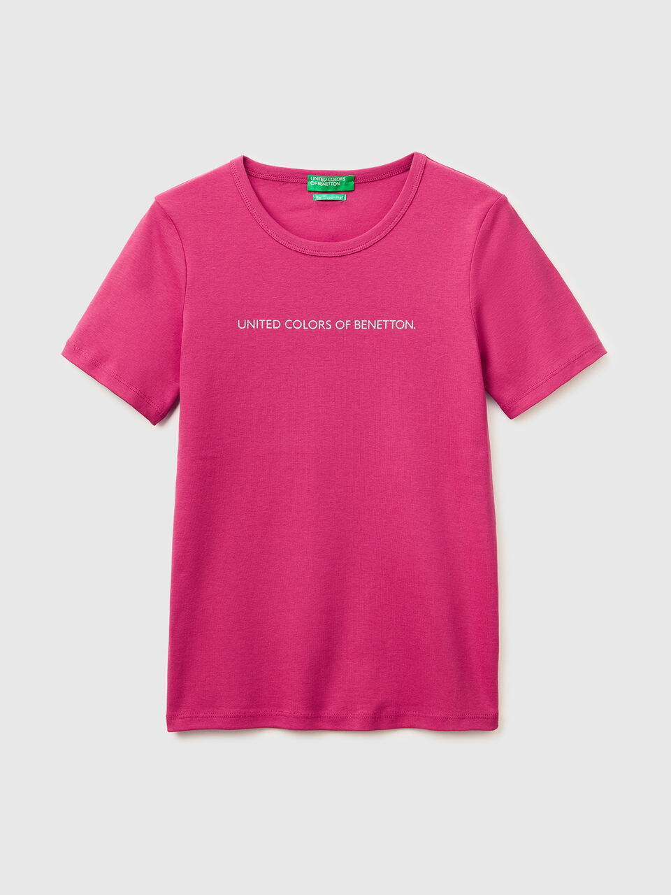 Short sleeve t-shirt with glitter logo