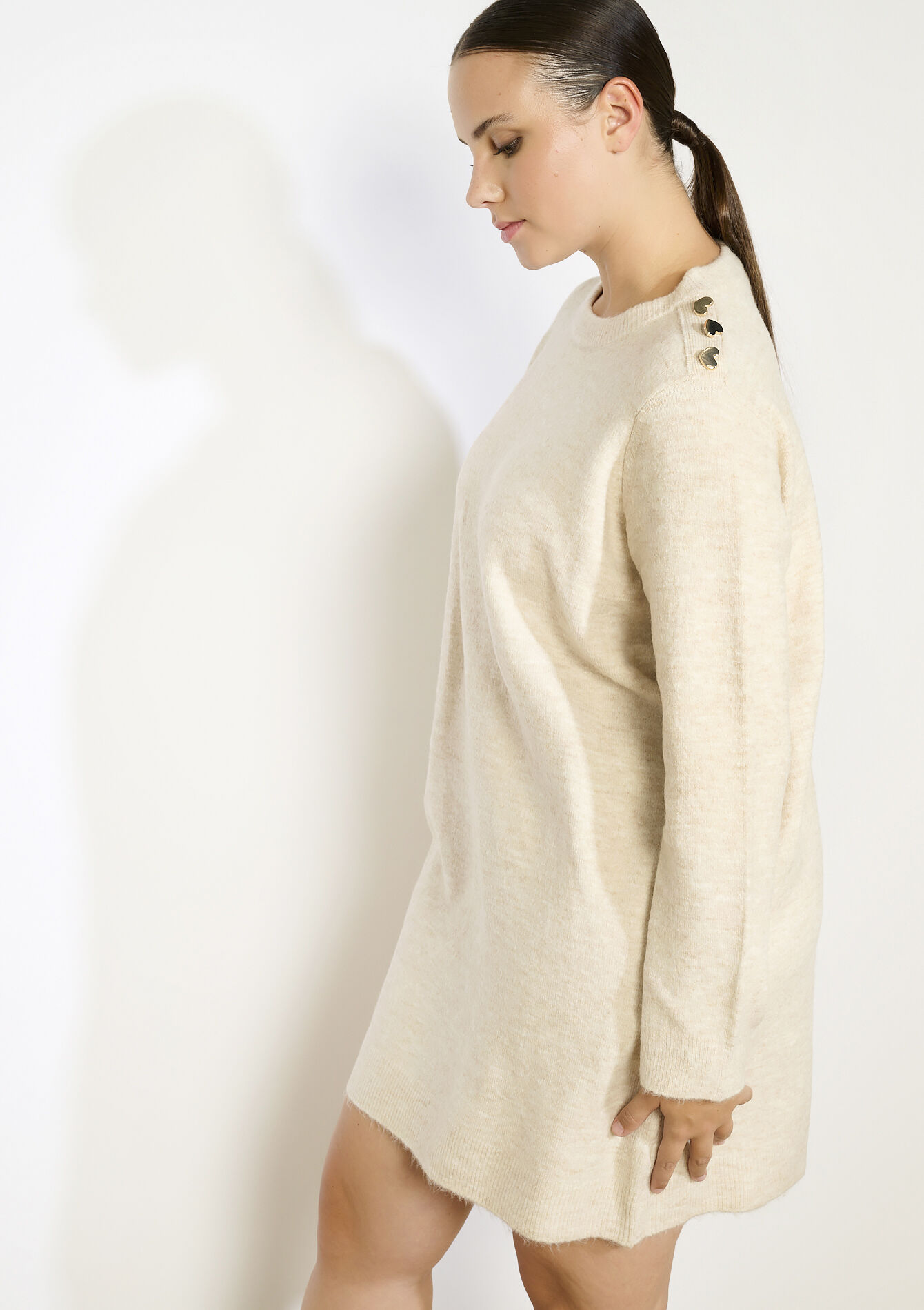 Gebreide jurk met hartknopen