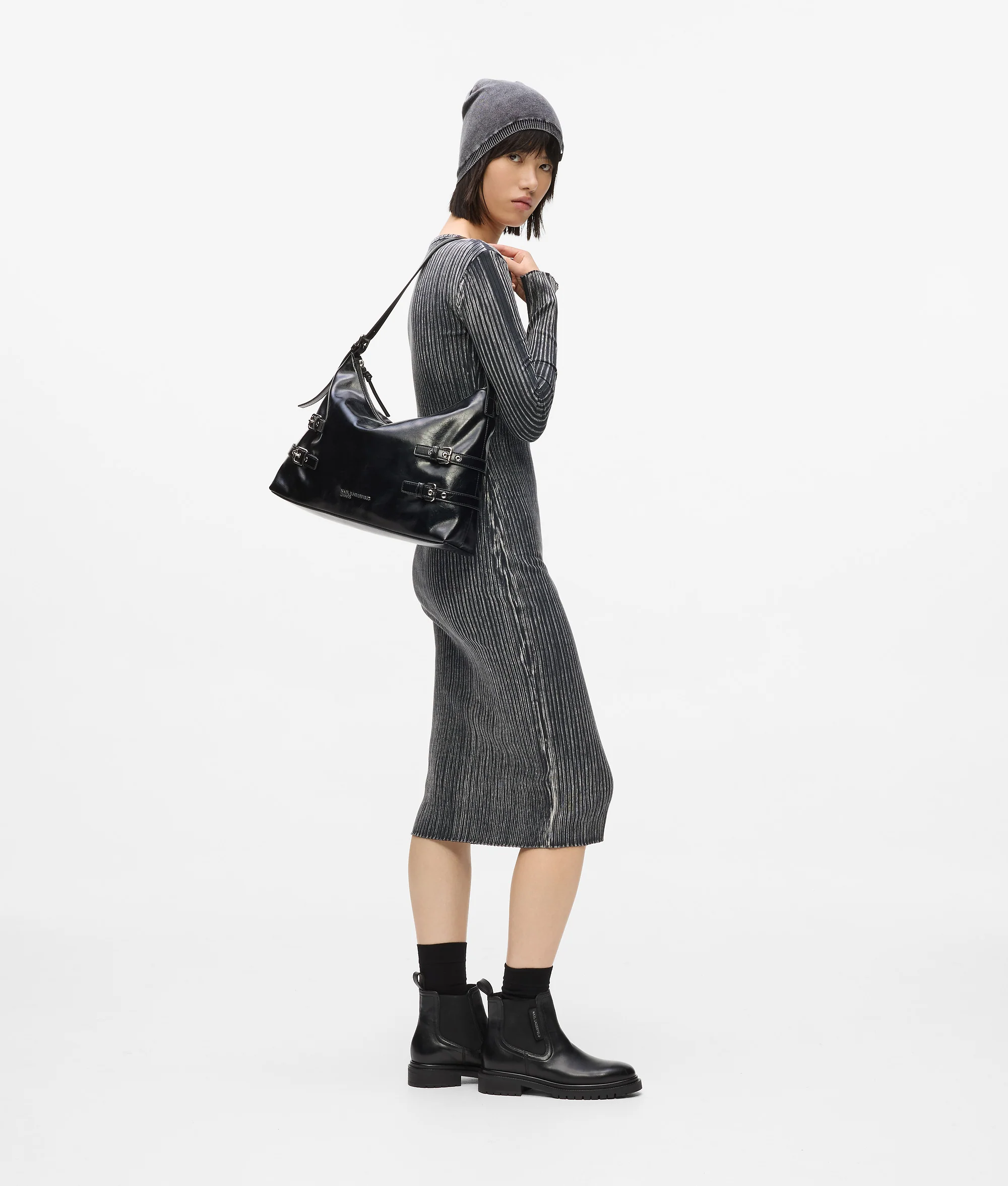 Sac porté épaule avec grande boucle