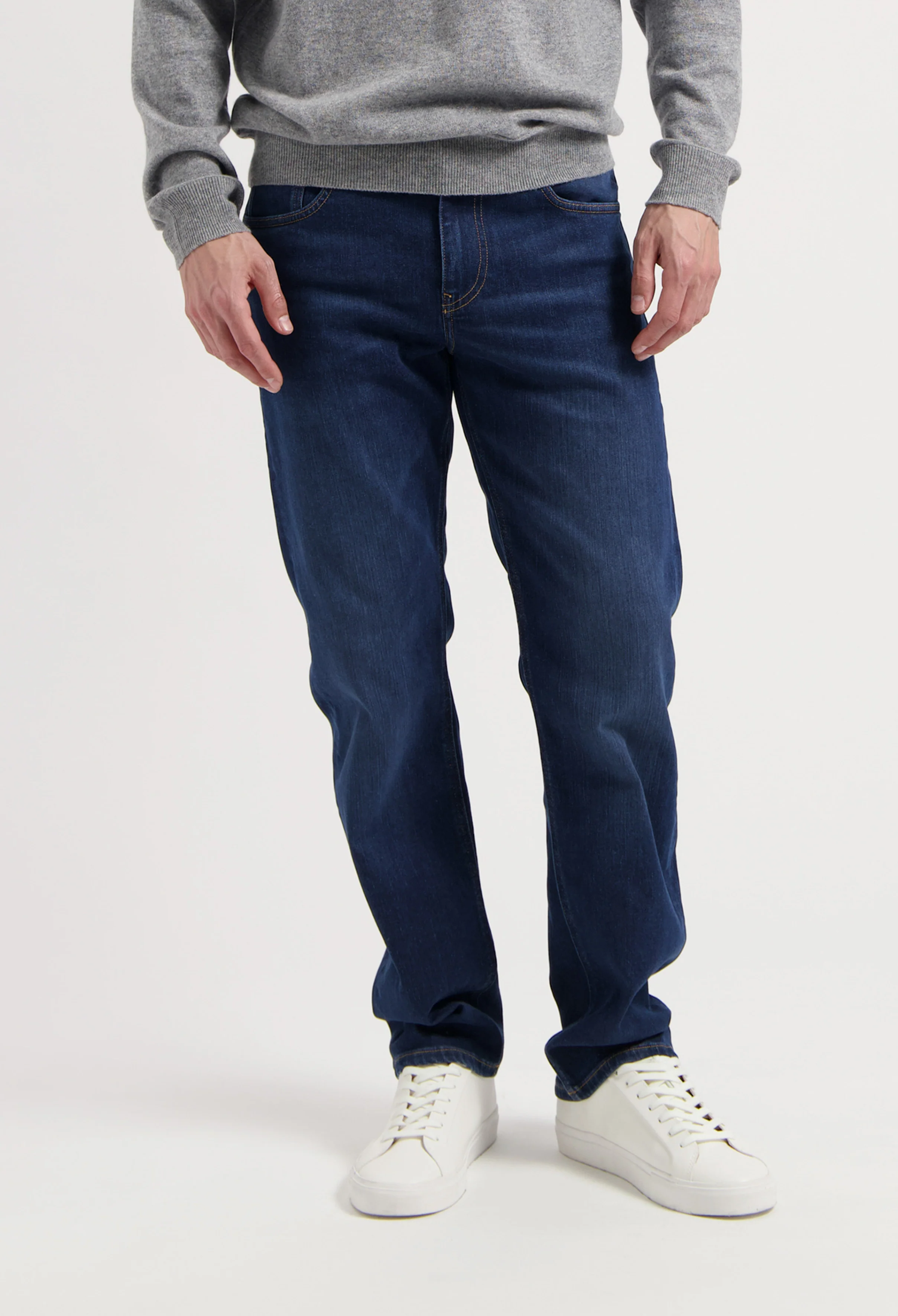 Bryce Mid Straight - Medium Dark