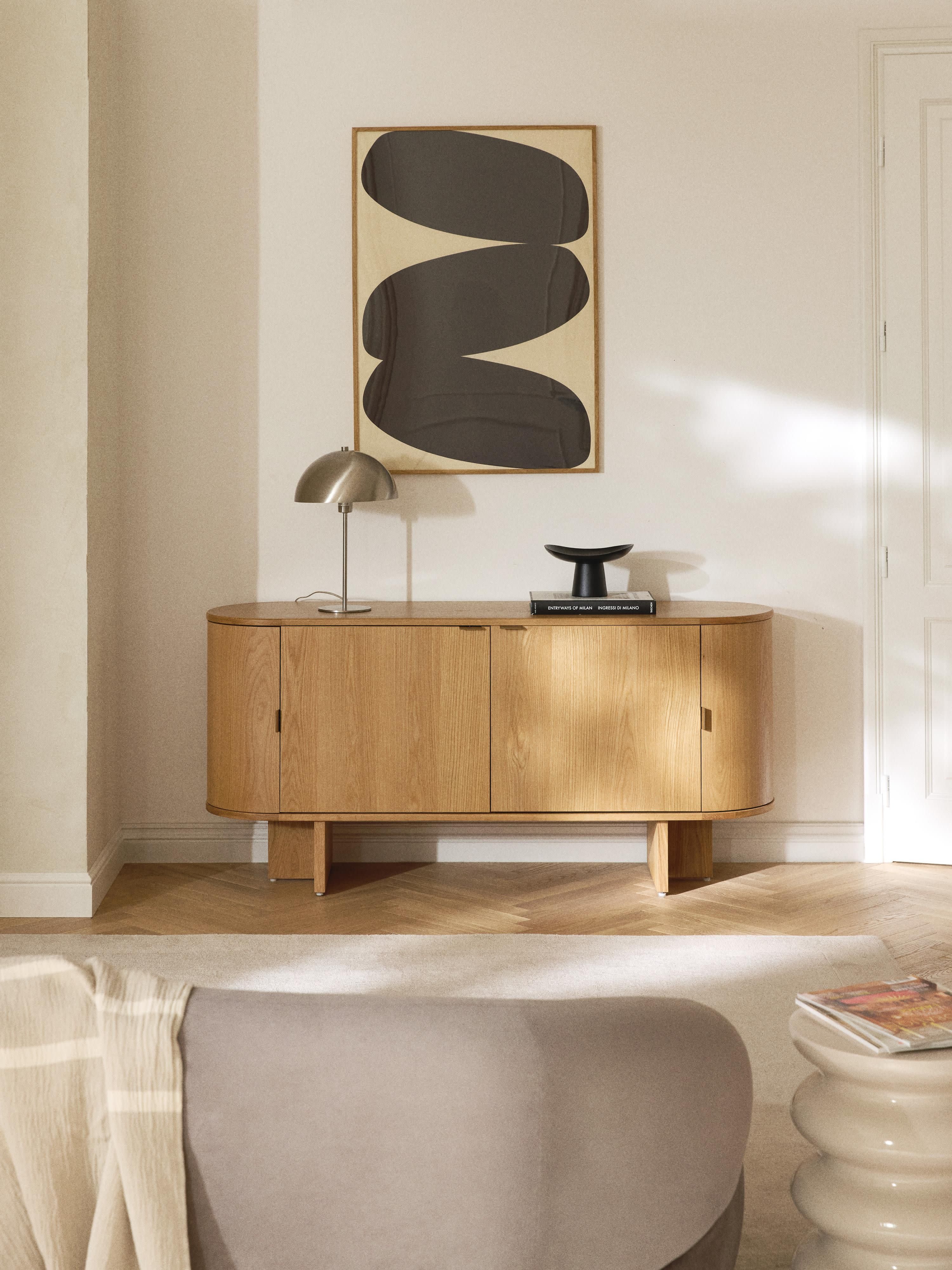 Holz-Sideboard Zumi mit abgerundeten Ecken